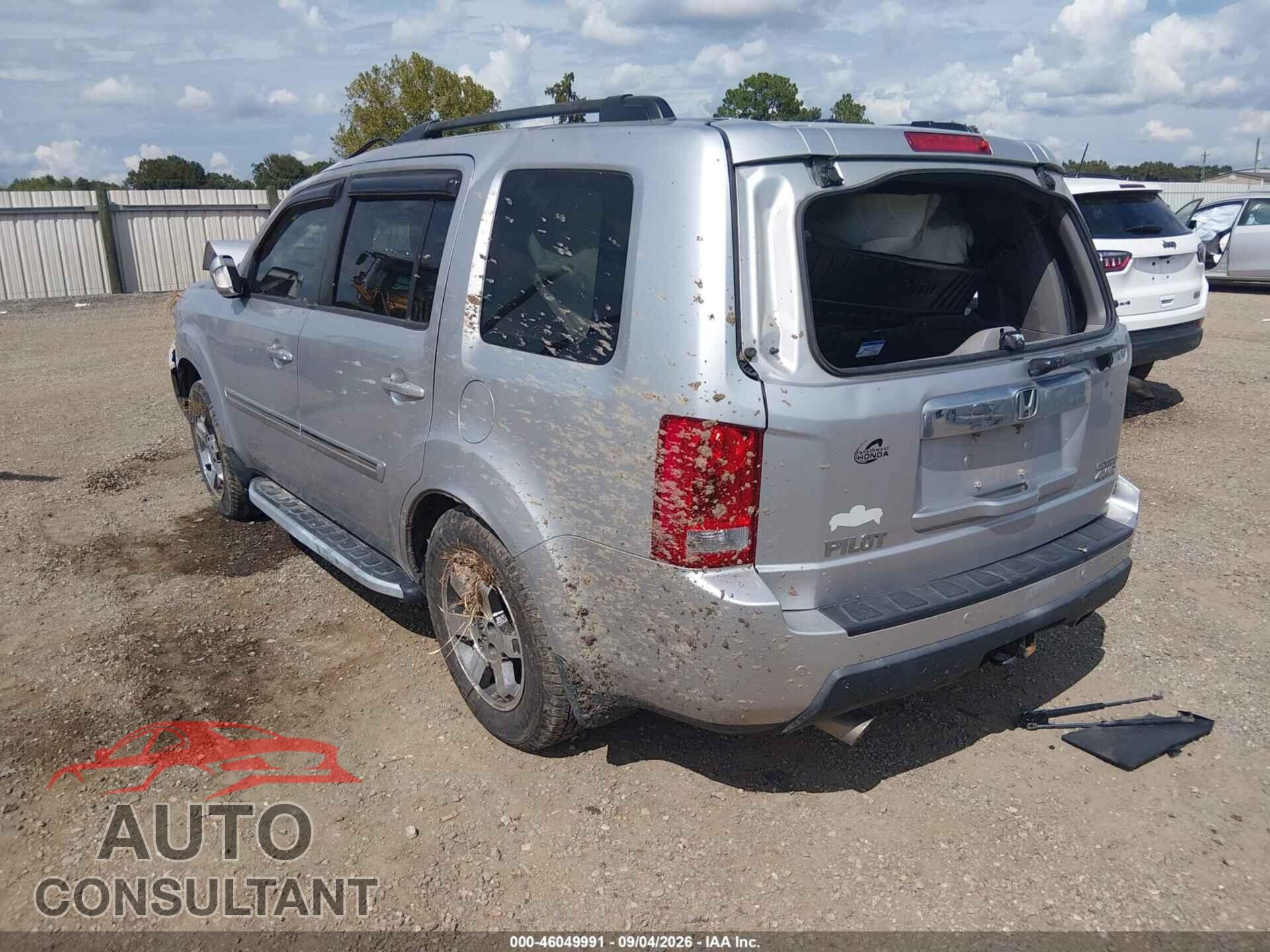 HONDA PILOT 2011 - 5FNYF4H99BB100596