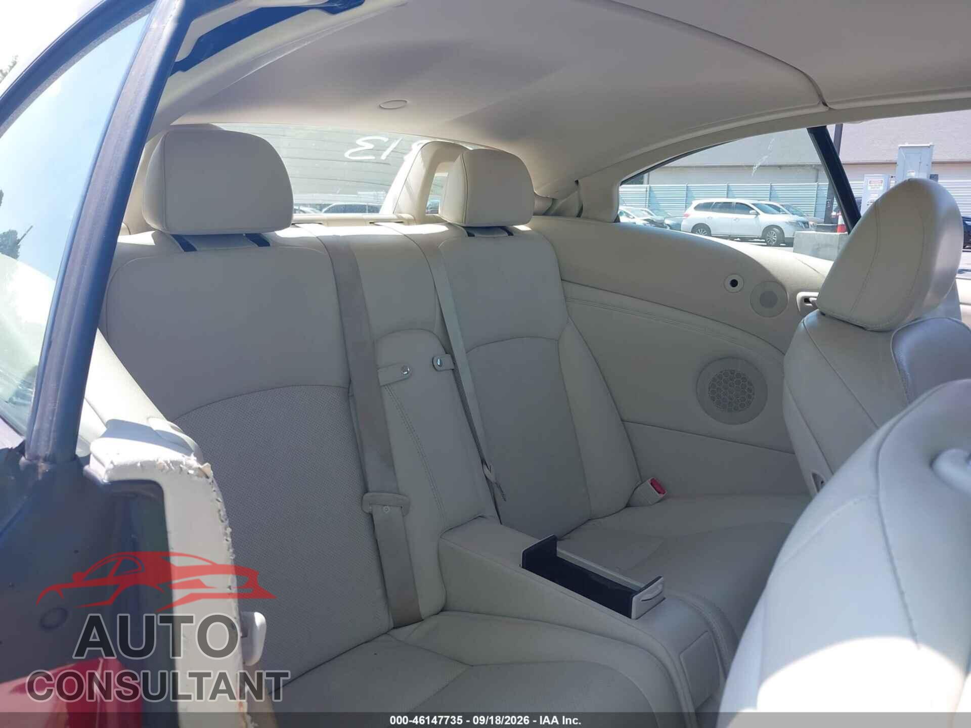 LEXUS IS 250C 2010 - JTHFF2C2XA2513813