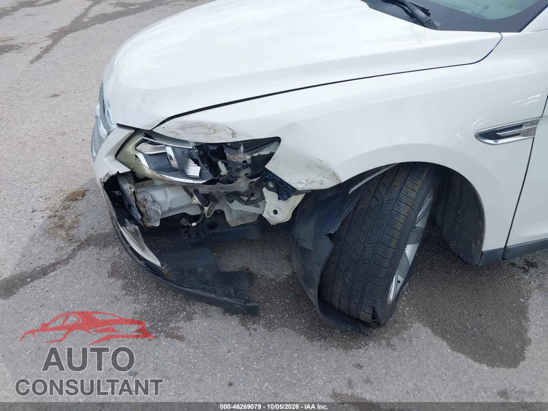 FORD TAURUS 2011 - 1FAHP2DW0BG103136