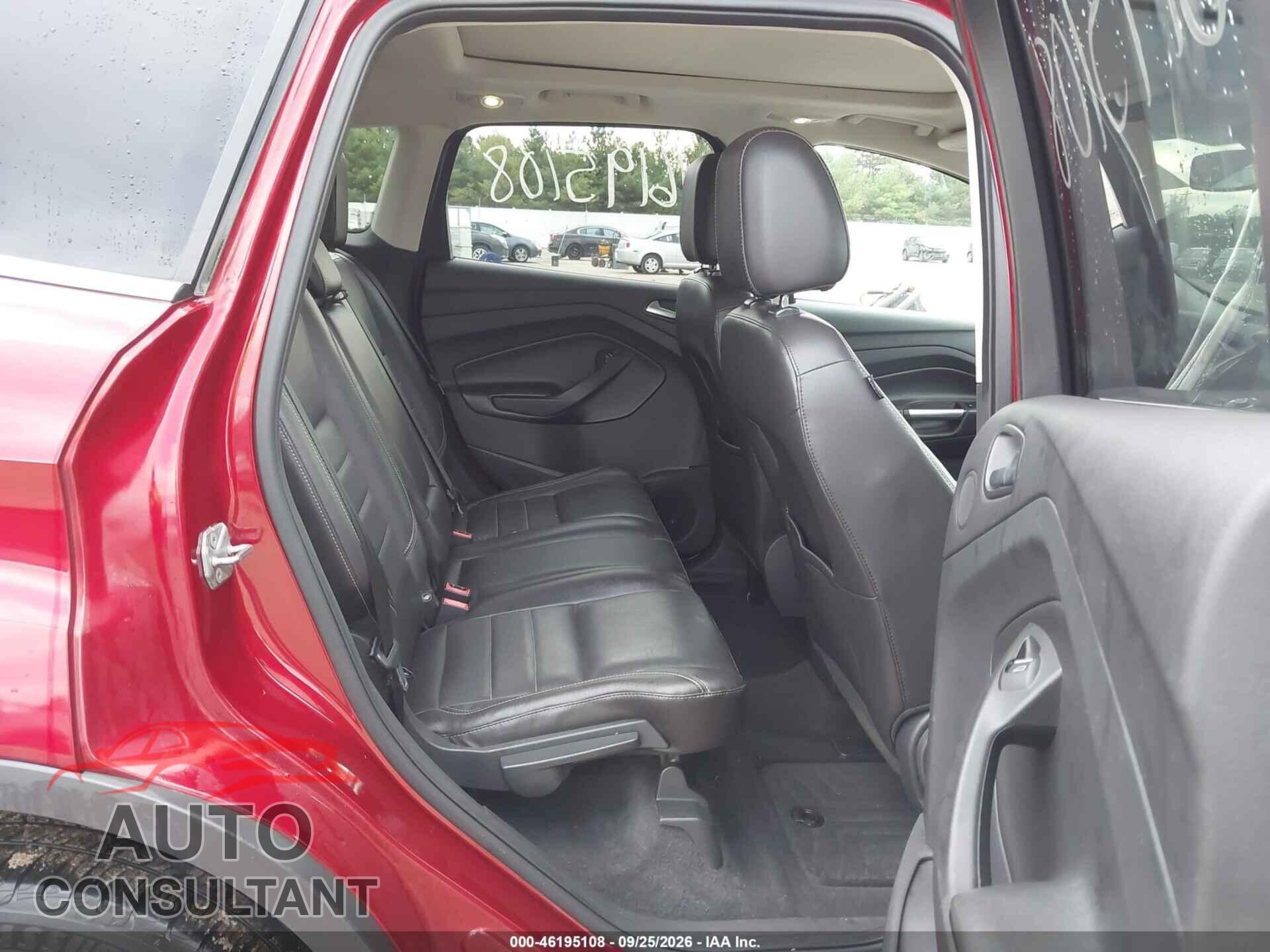 FORD ESCAPE 2014 - 1FMCU9J95EUB24912