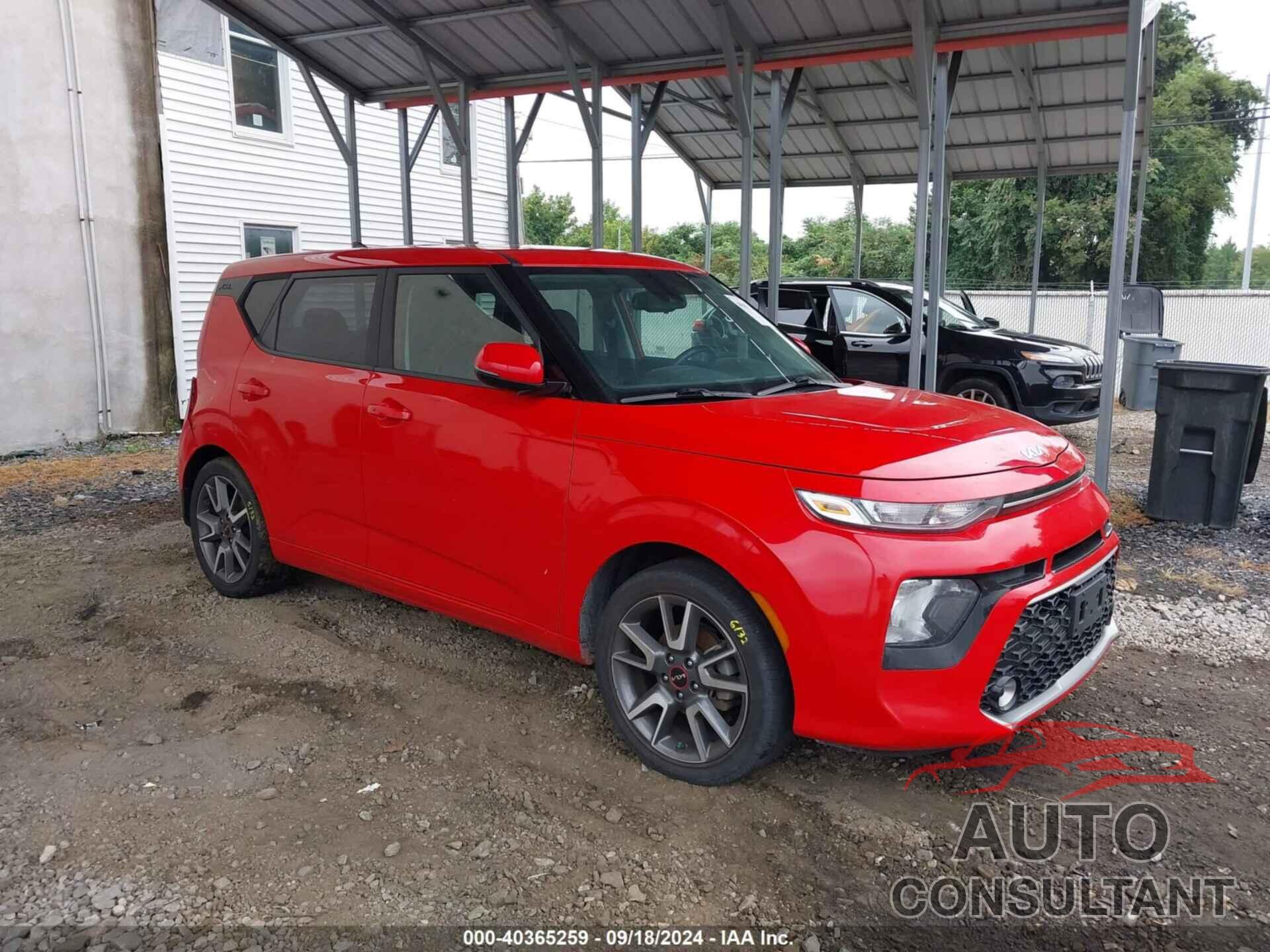 KIA SOUL 2022 - KNDJ63AU0N7159766