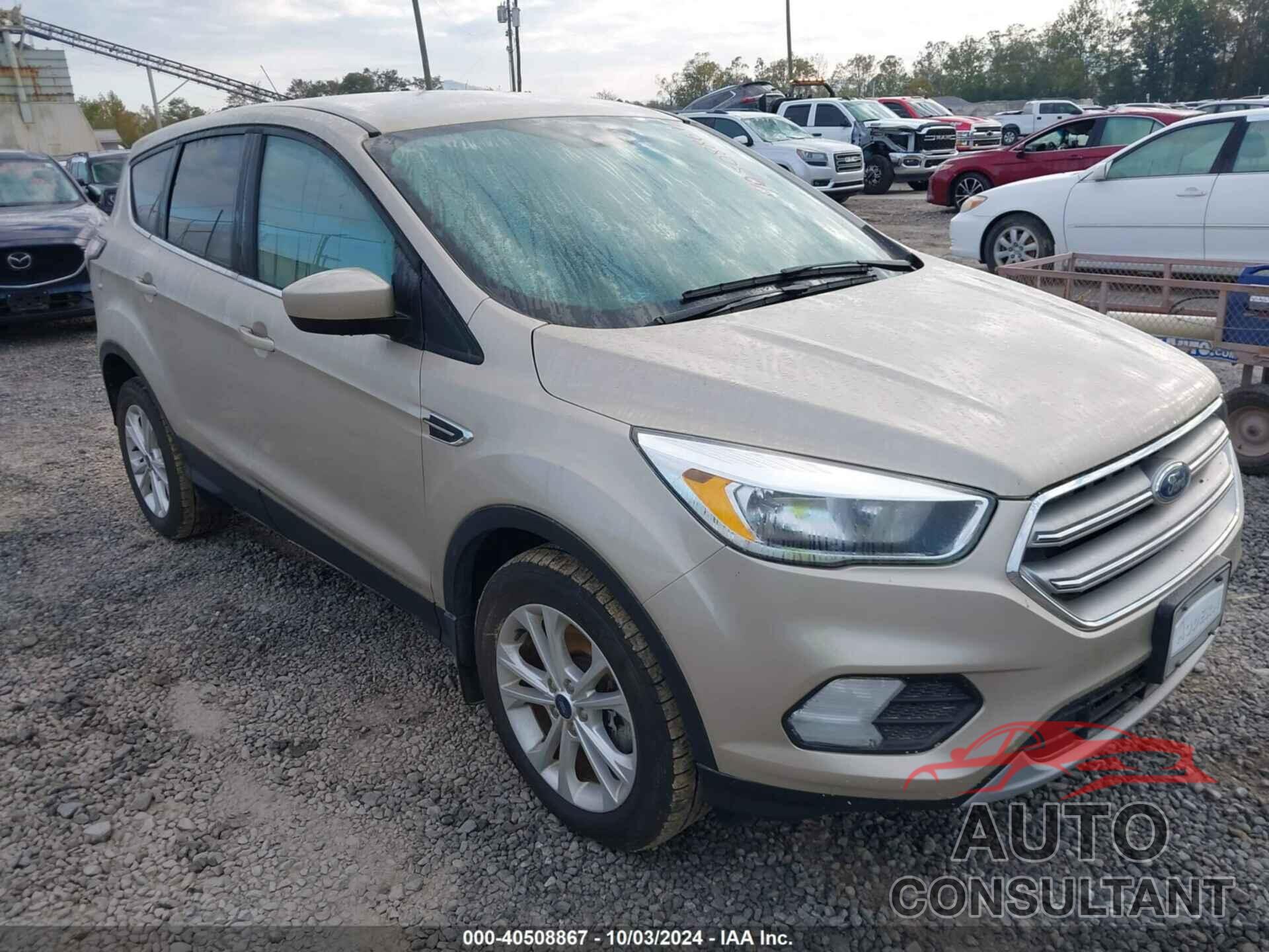 FORD ESCAPE 2017 - 1FMCU9G91HUA59715