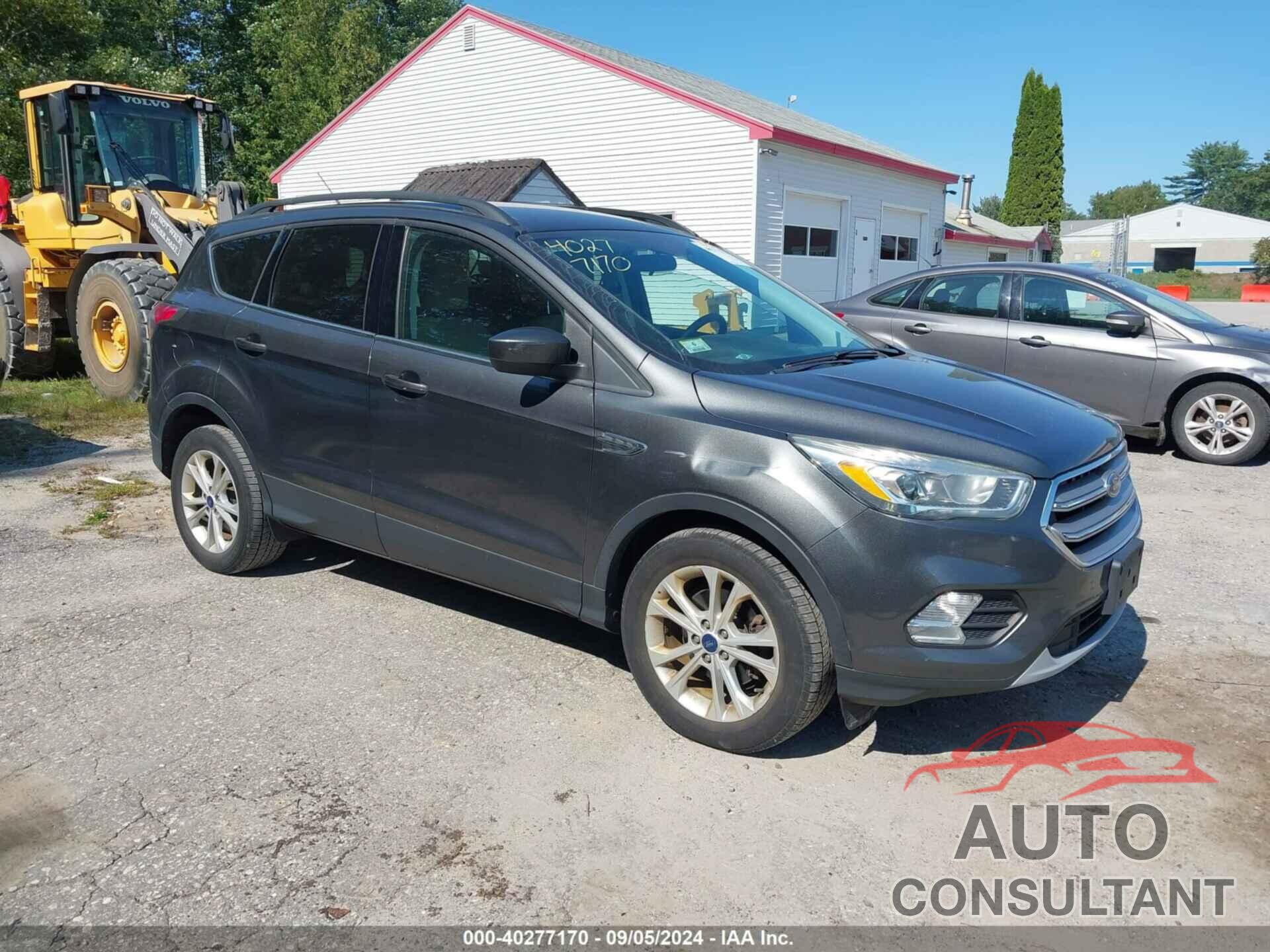 FORD ESCAPE 2017 - 1FMCU0GD7HUA52302