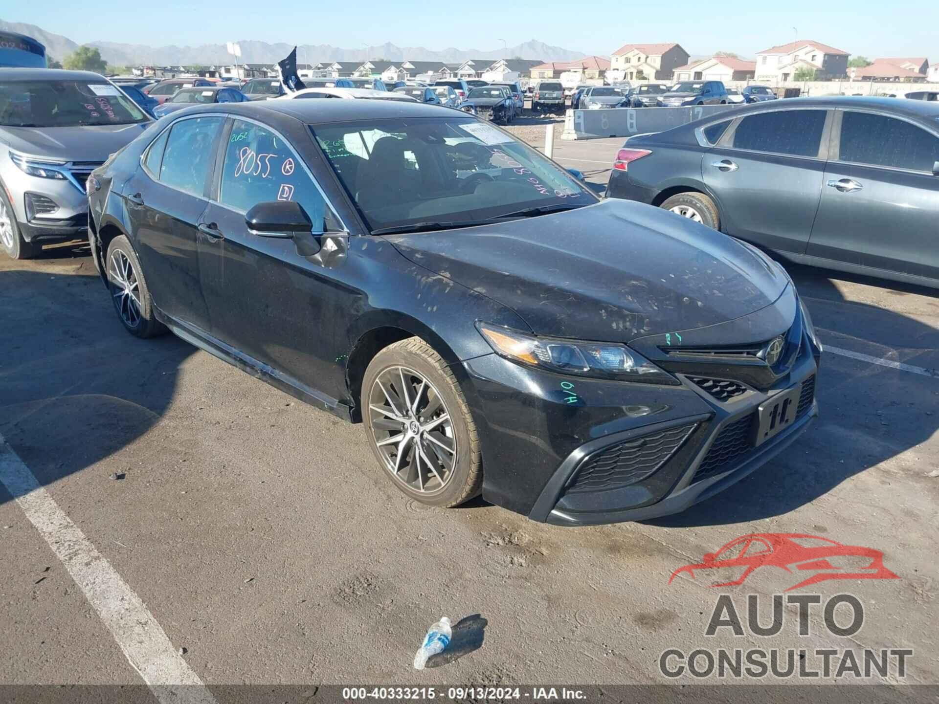 TOYOTA CAMRY 2023 - 4T1G11AK6PU801337