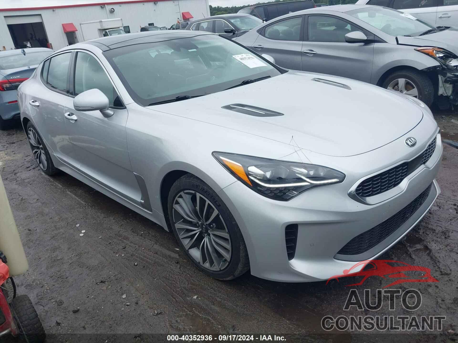 KIA STINGER 2018 - KNAE25LA7J6033266