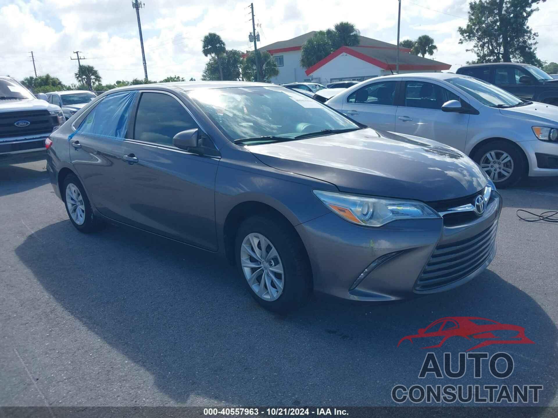 TOYOTA CAMRY 2015 - 4T4BF1FK6FR452432