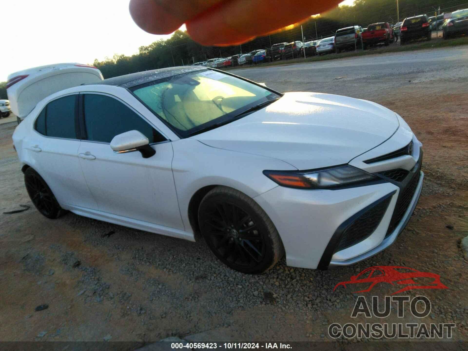 TOYOTA CAMRY 2021 - 4T1KZ1AK8MU053754