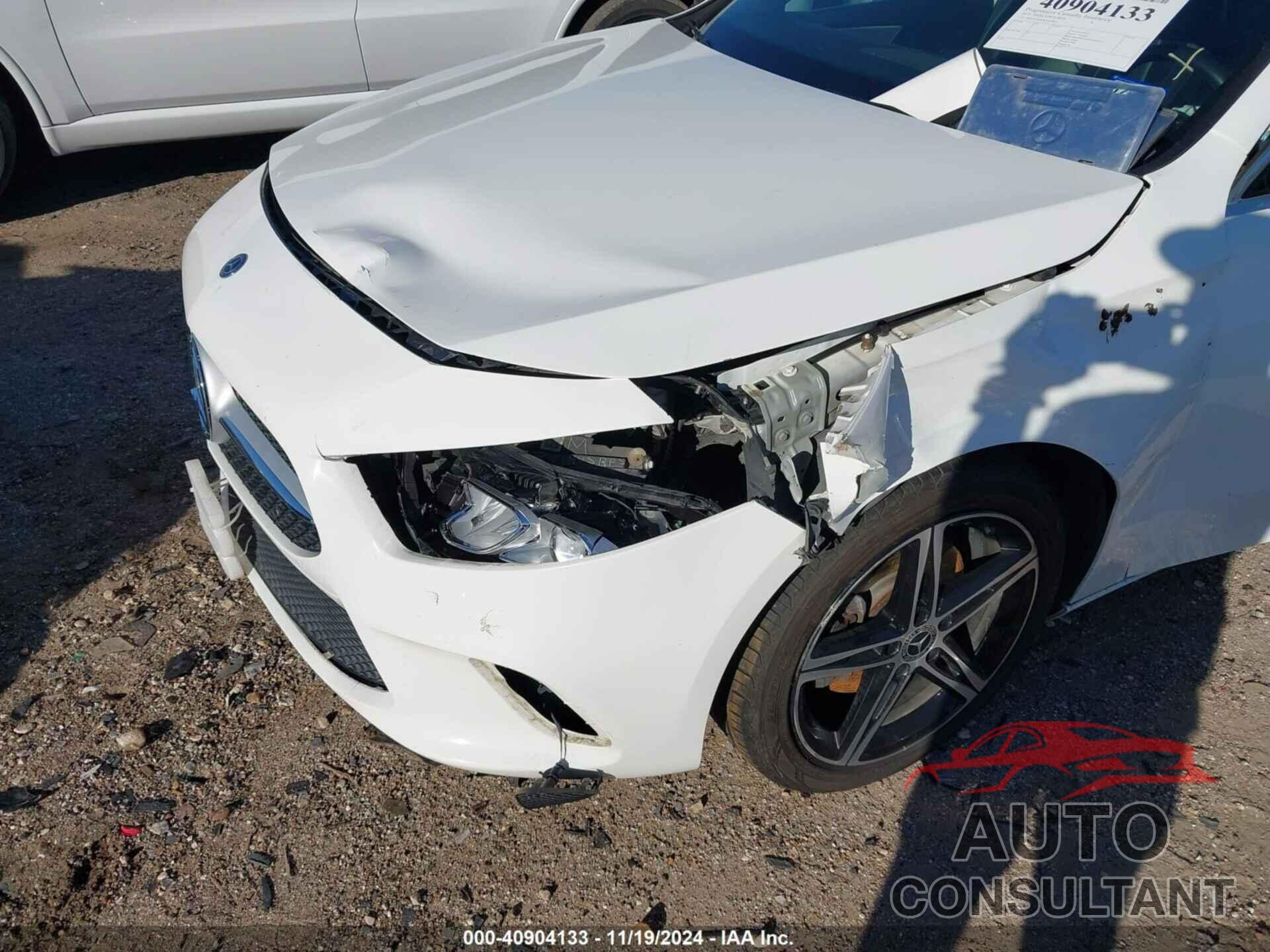 MERCEDES-BENZ A 220 2019 - WDD3G4EB7KW000514