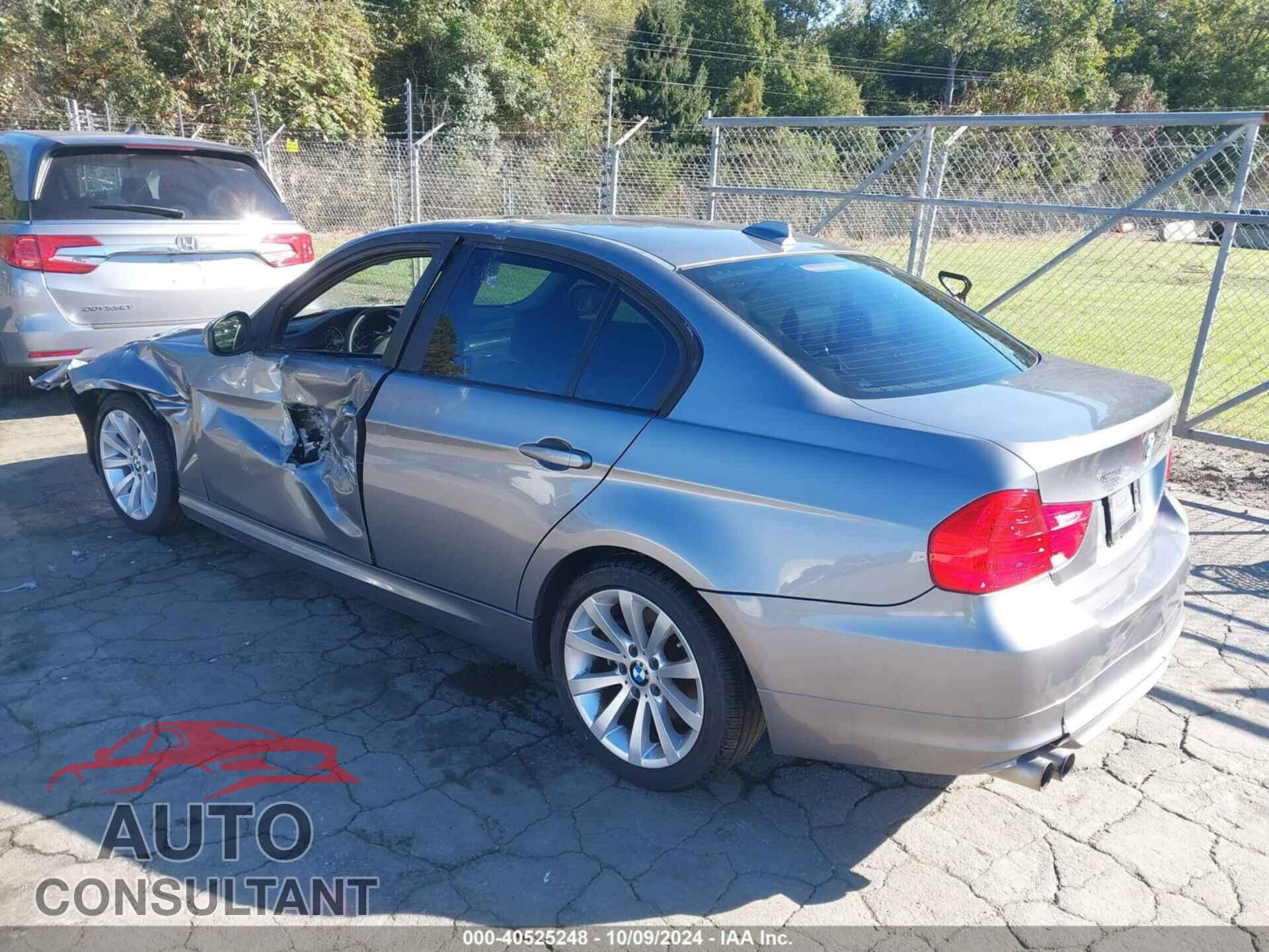 BMW 328I 2011 - WBAPH7C58BA802488