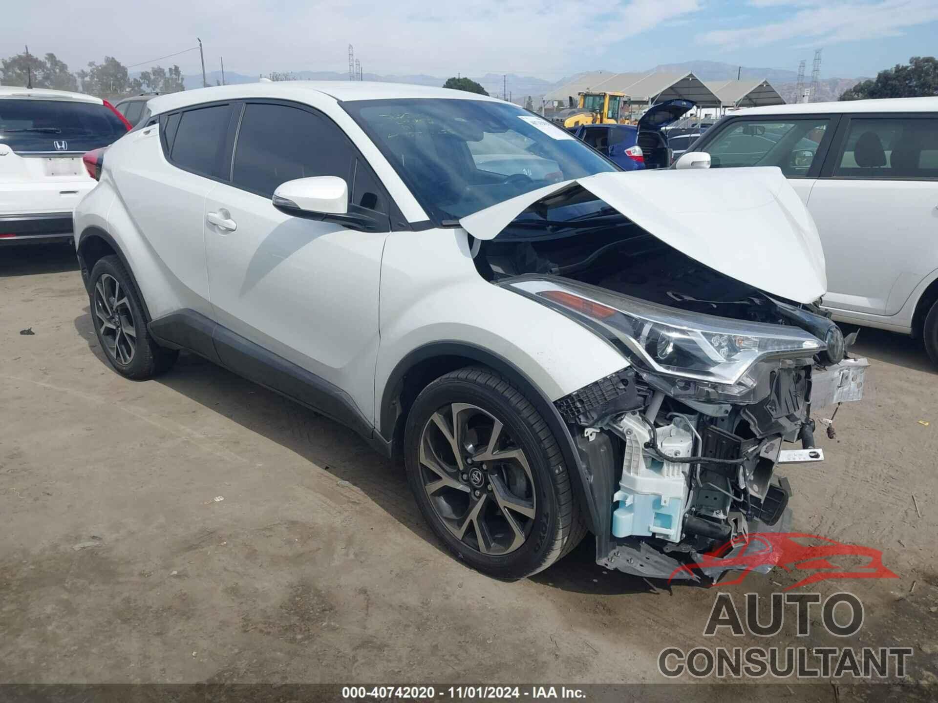 TOYOTA C-HR 2018 - JTNKHMBX1J1005511