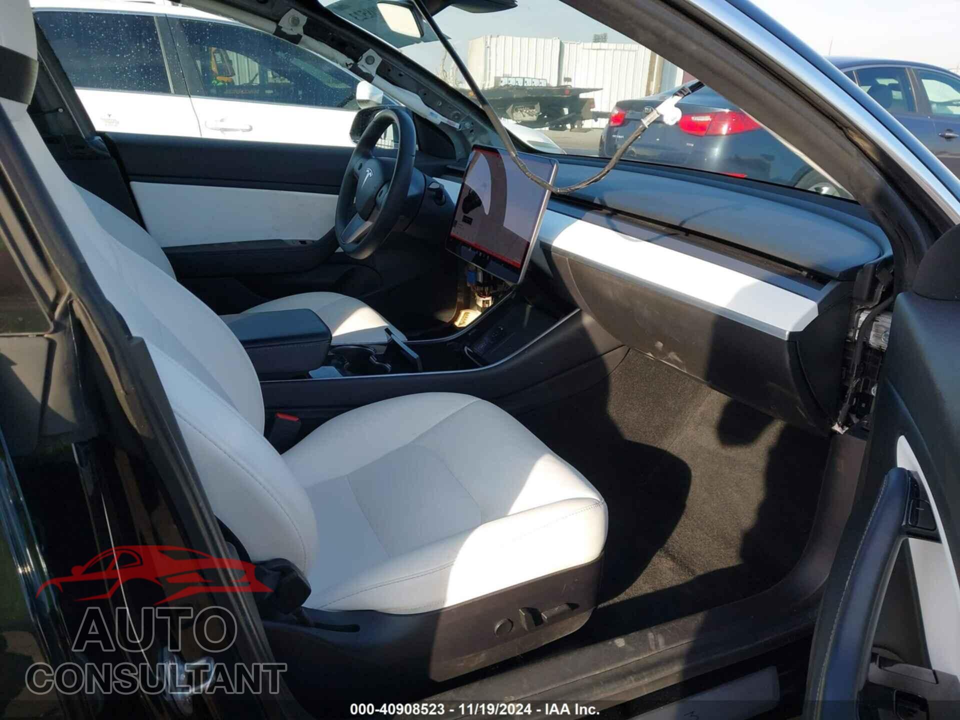 TESLA MODEL 3 2020 - 5YJ3E1EA2LF745974
