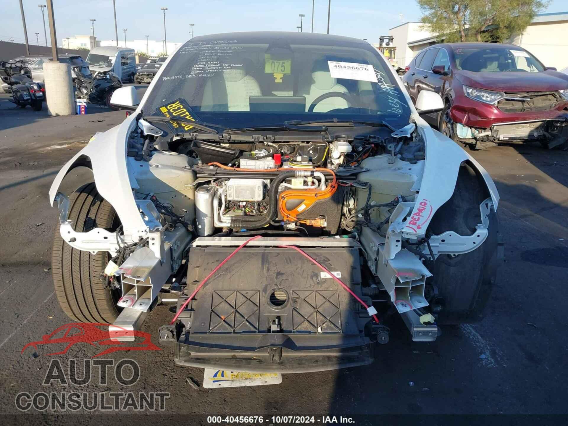 TESLA MODEL 3 2023 - 5YJ3E1EA5PF552000