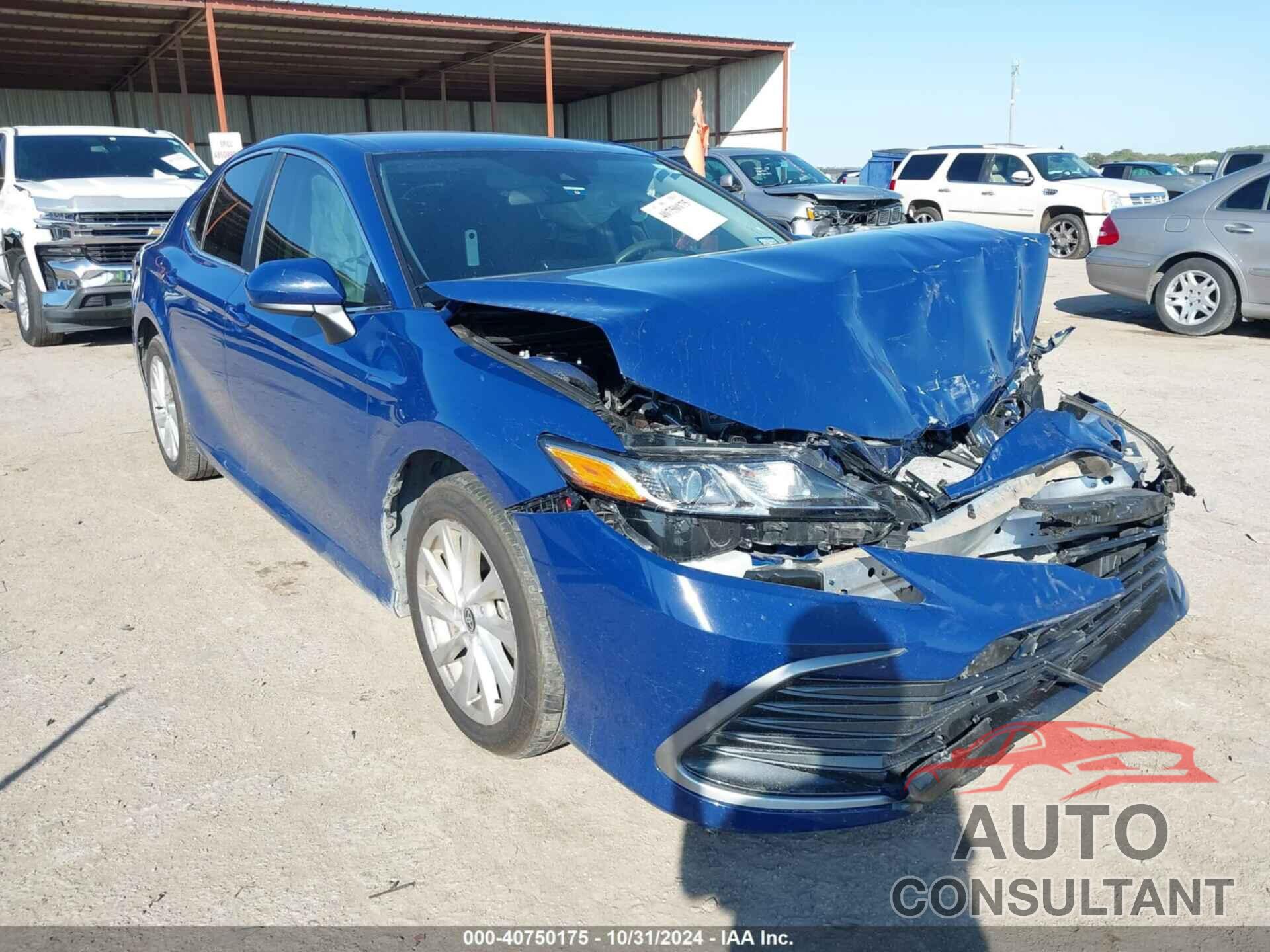 TOYOTA CAMRY 2023 - 4T1C11AK7PU081979