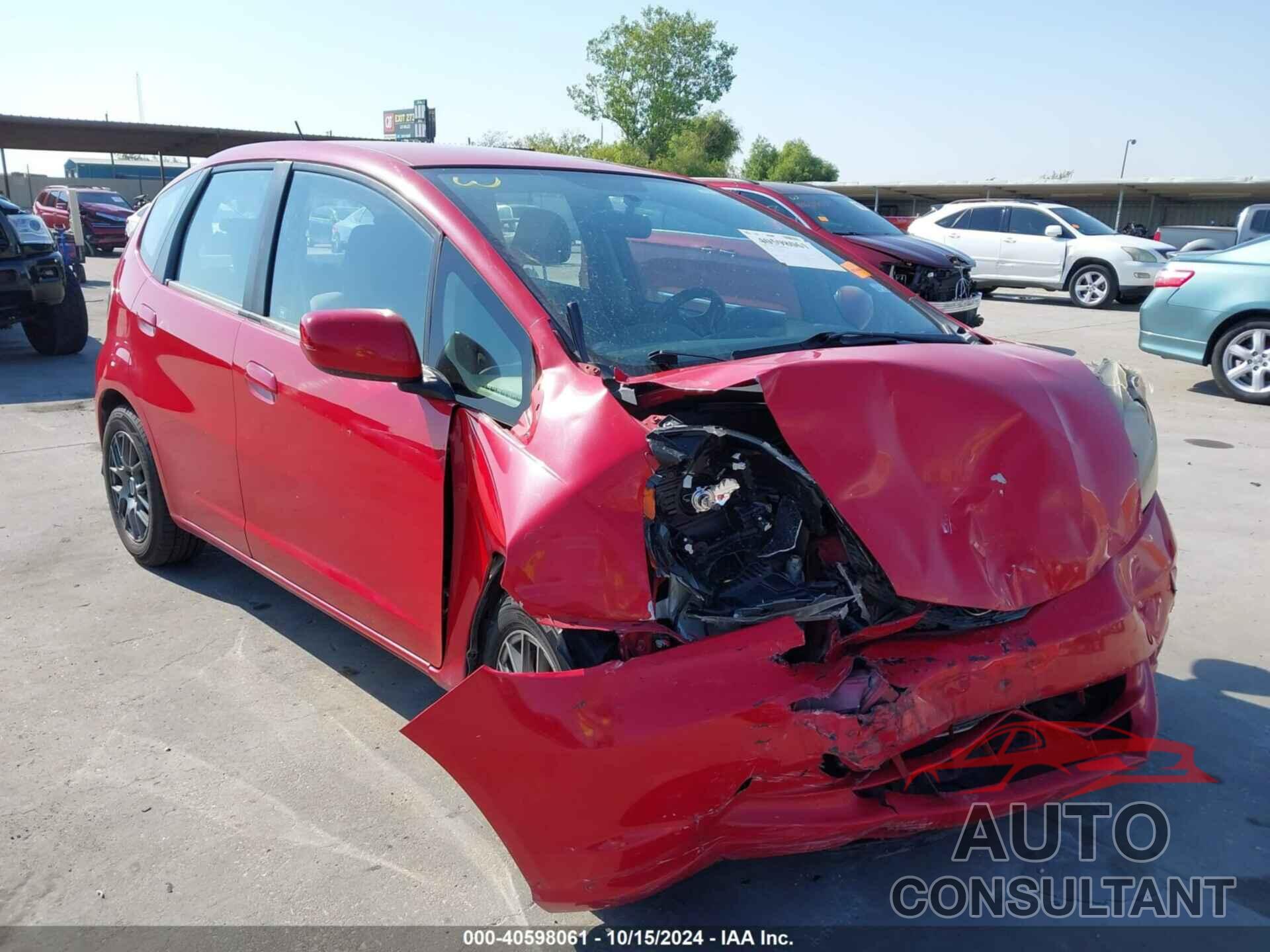 HONDA FIT 2013 - JHMGE8H3XDC006405