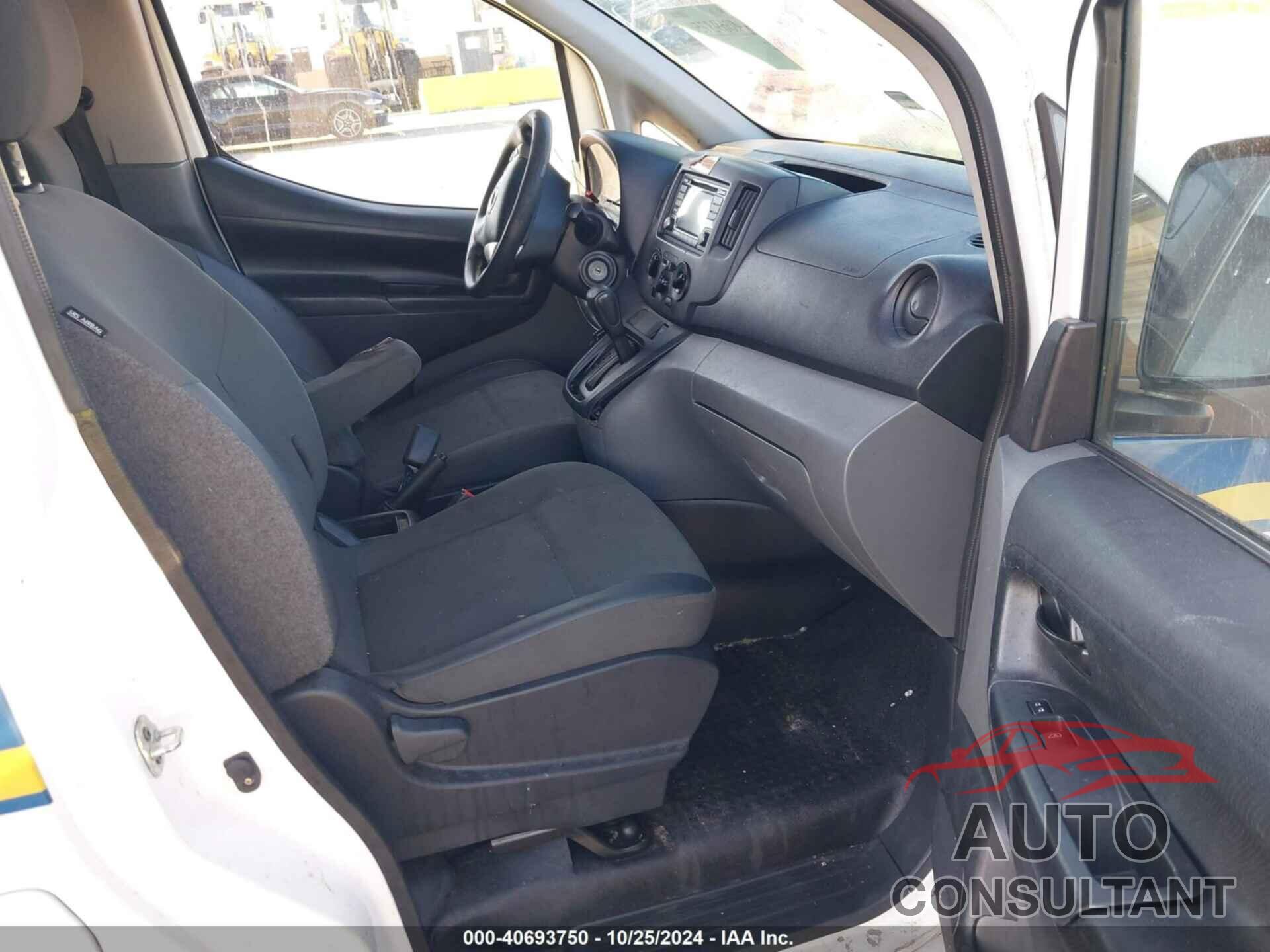 NISSAN NV200 2018 - 3N6CM0KN7JK692694