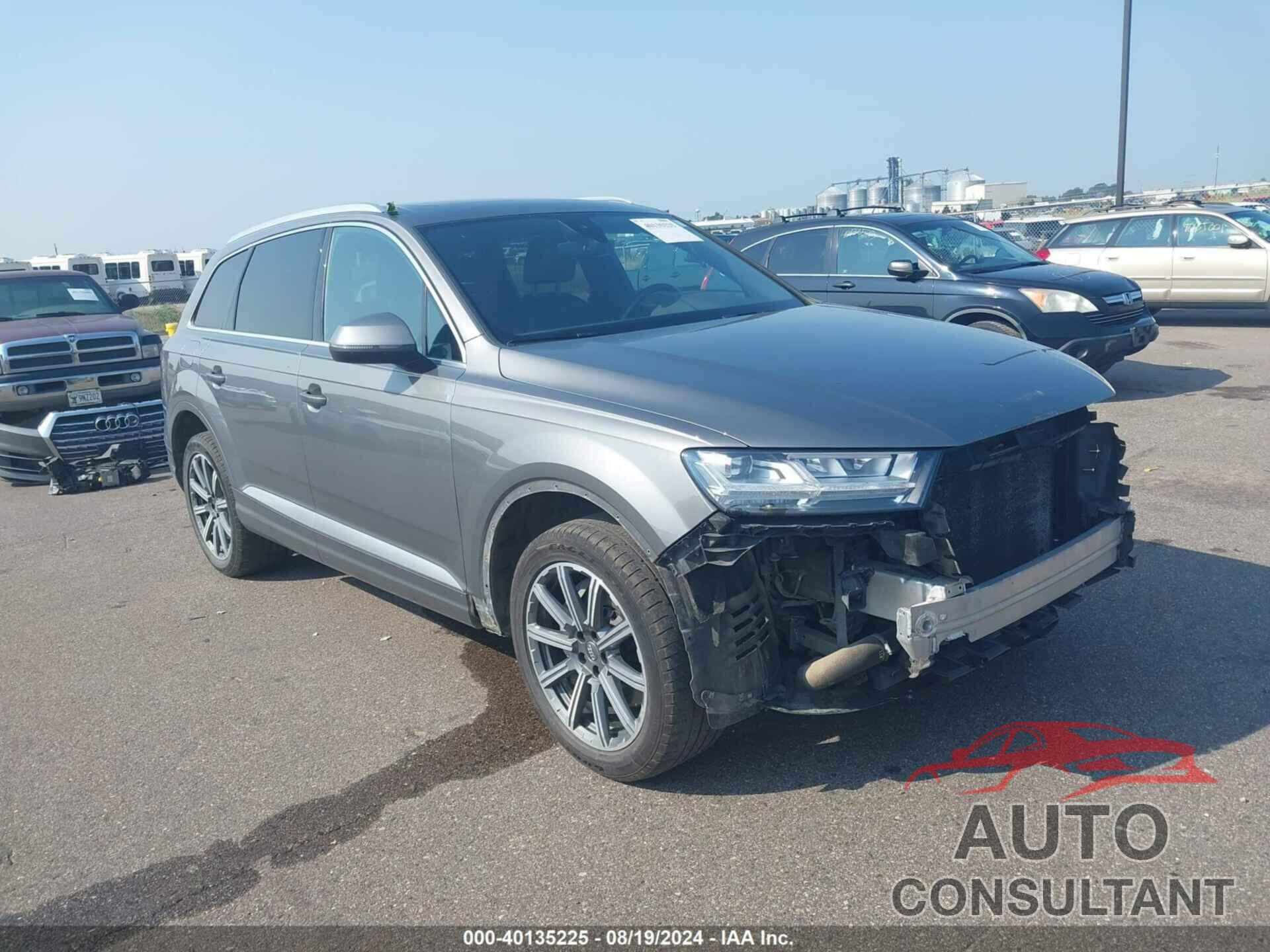 AUDI Q7 2017 - WA1LHAF7XHD046143