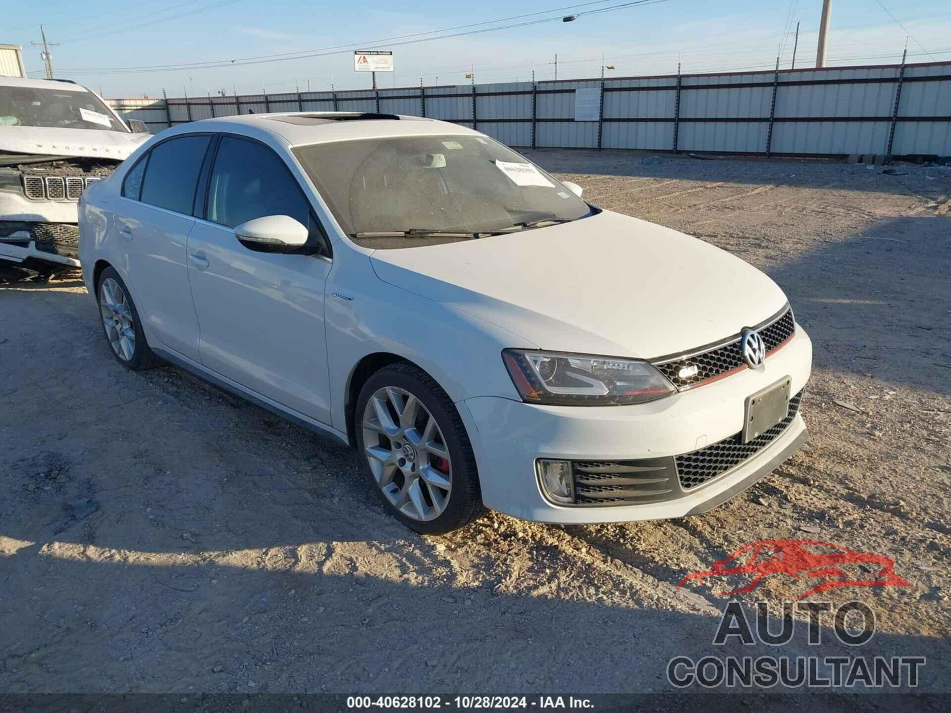 VOLKSWAGEN JETTA 2014 - 3VW5S7AJ2EM323323