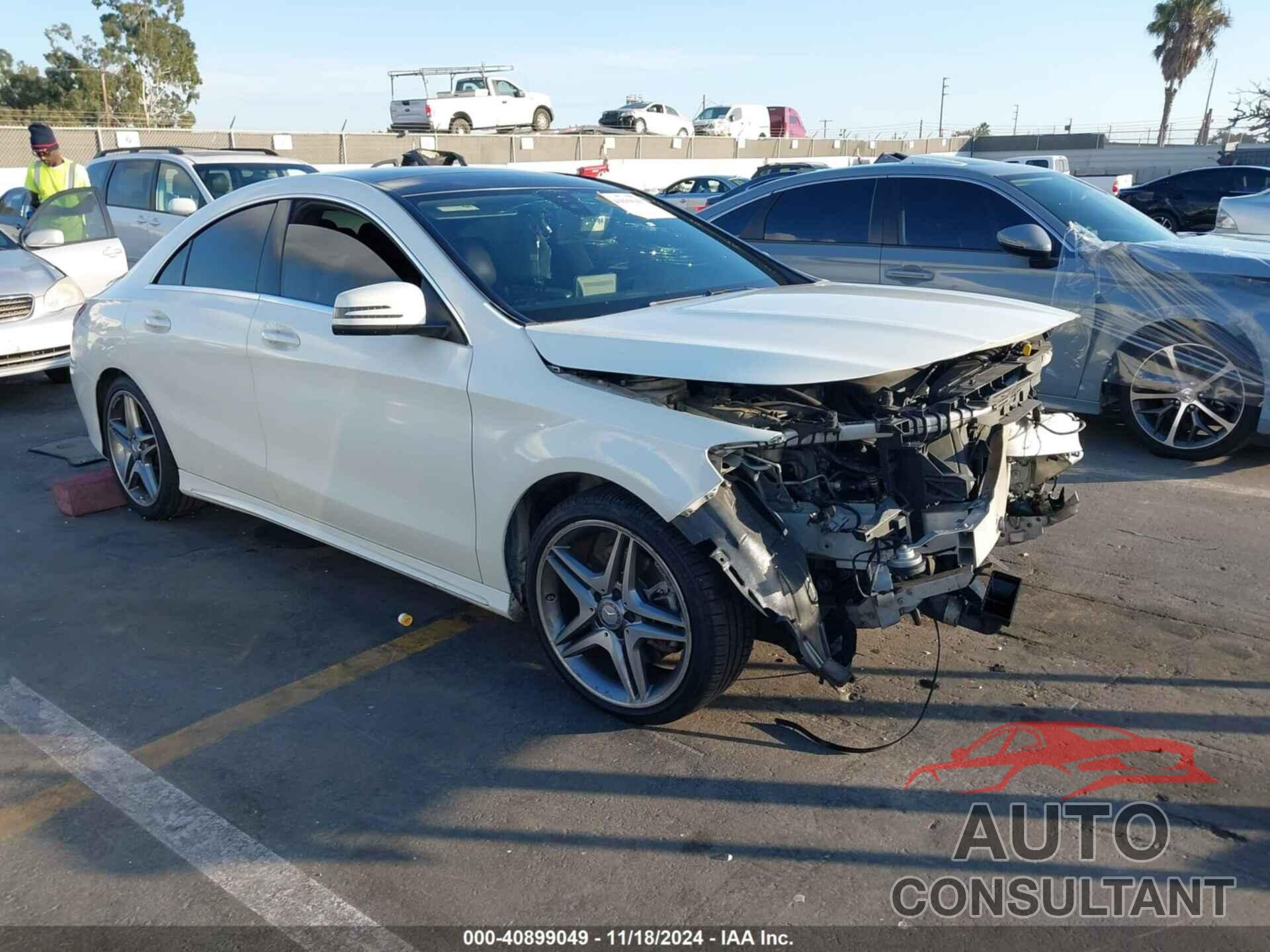MERCEDES-BENZ CLA 250 2015 - WDDSJ4EB3FN164495
