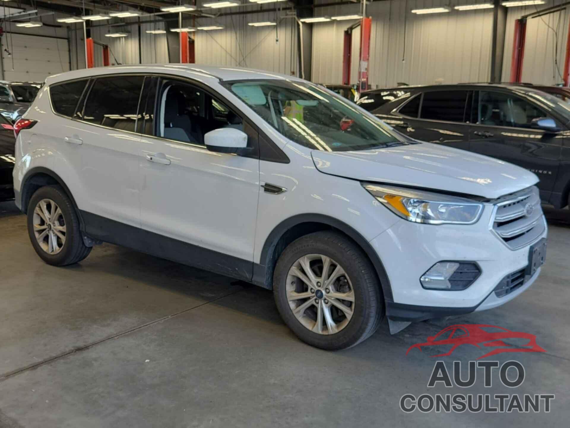 FORD ESCAPE 2019 - 1FMCU9GD8KUA72599