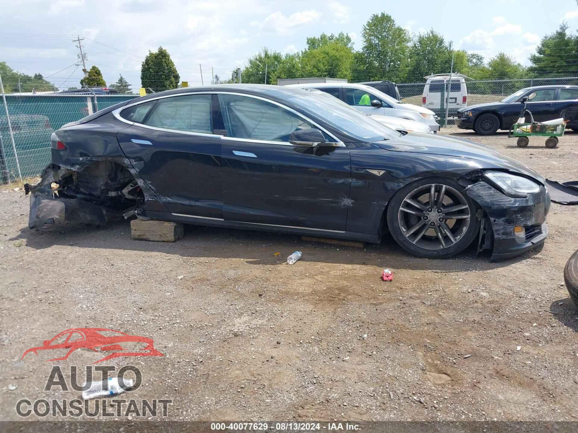 TESLA MODEL S 2016 - 5YJSA1E22GF120853