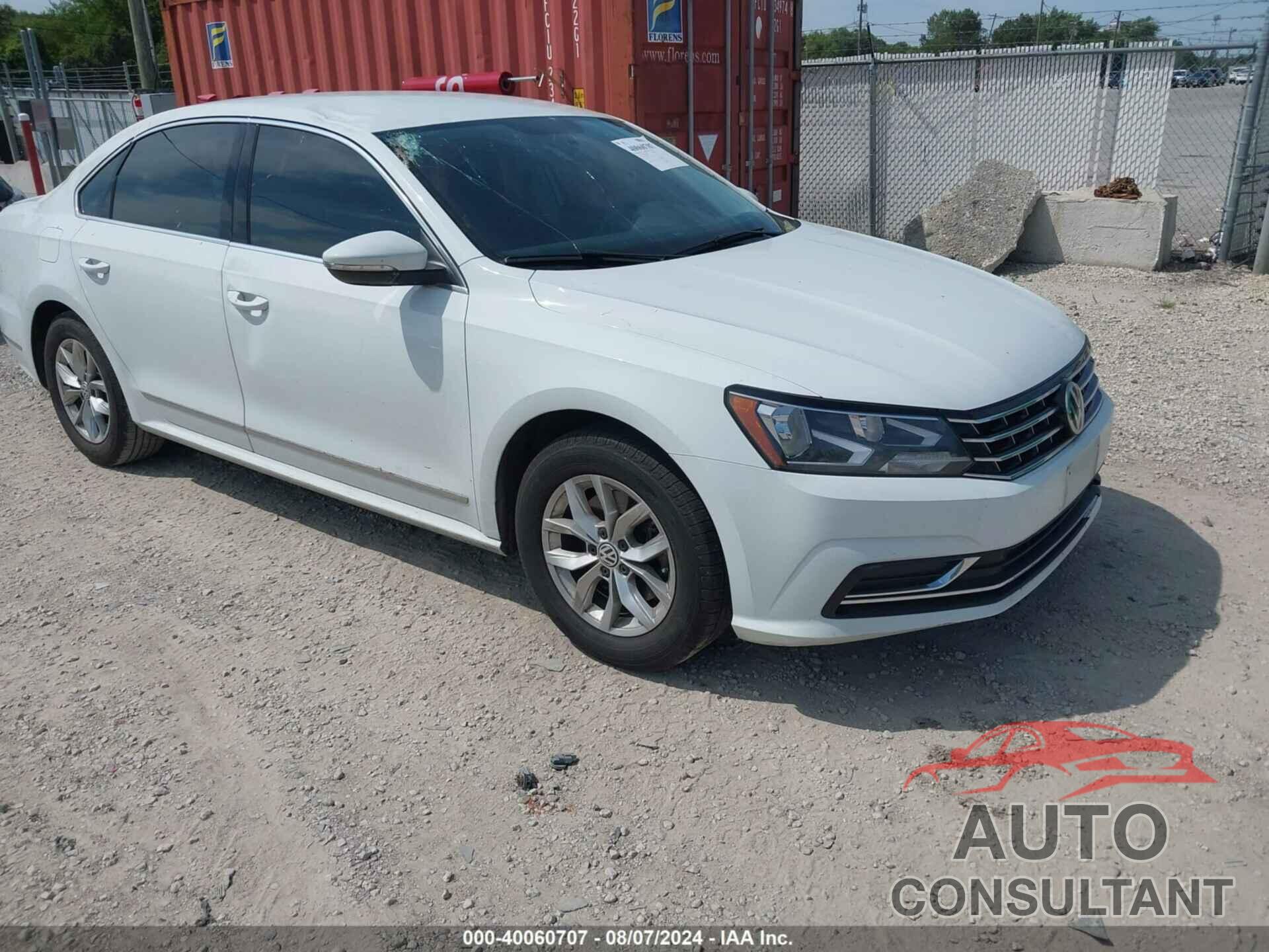 VOLKSWAGEN PASSAT 2017 - 1VWAT7A30HC085362