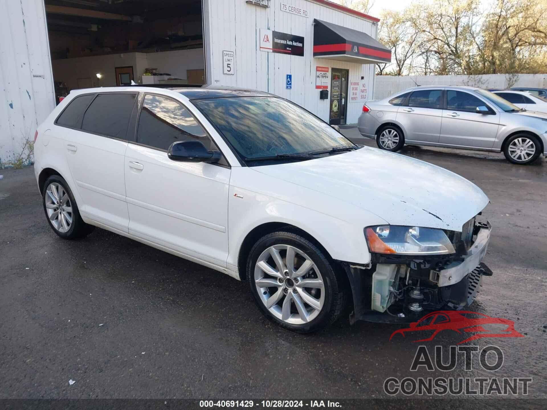 AUDI A3 2011 - WAUBJBFM8BA065779