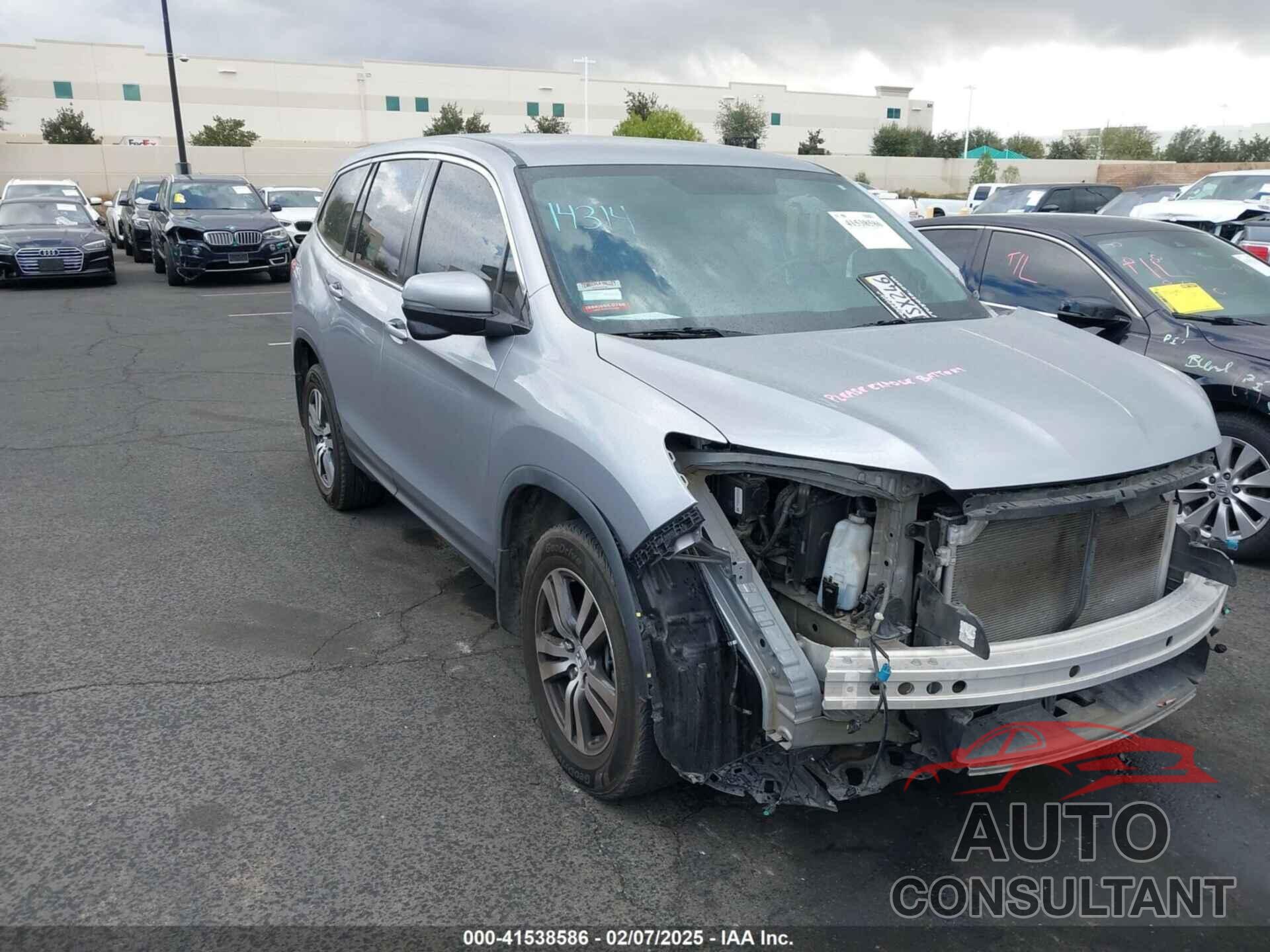 HONDA PILOT 2018 - 5FNYF5H30JB008857