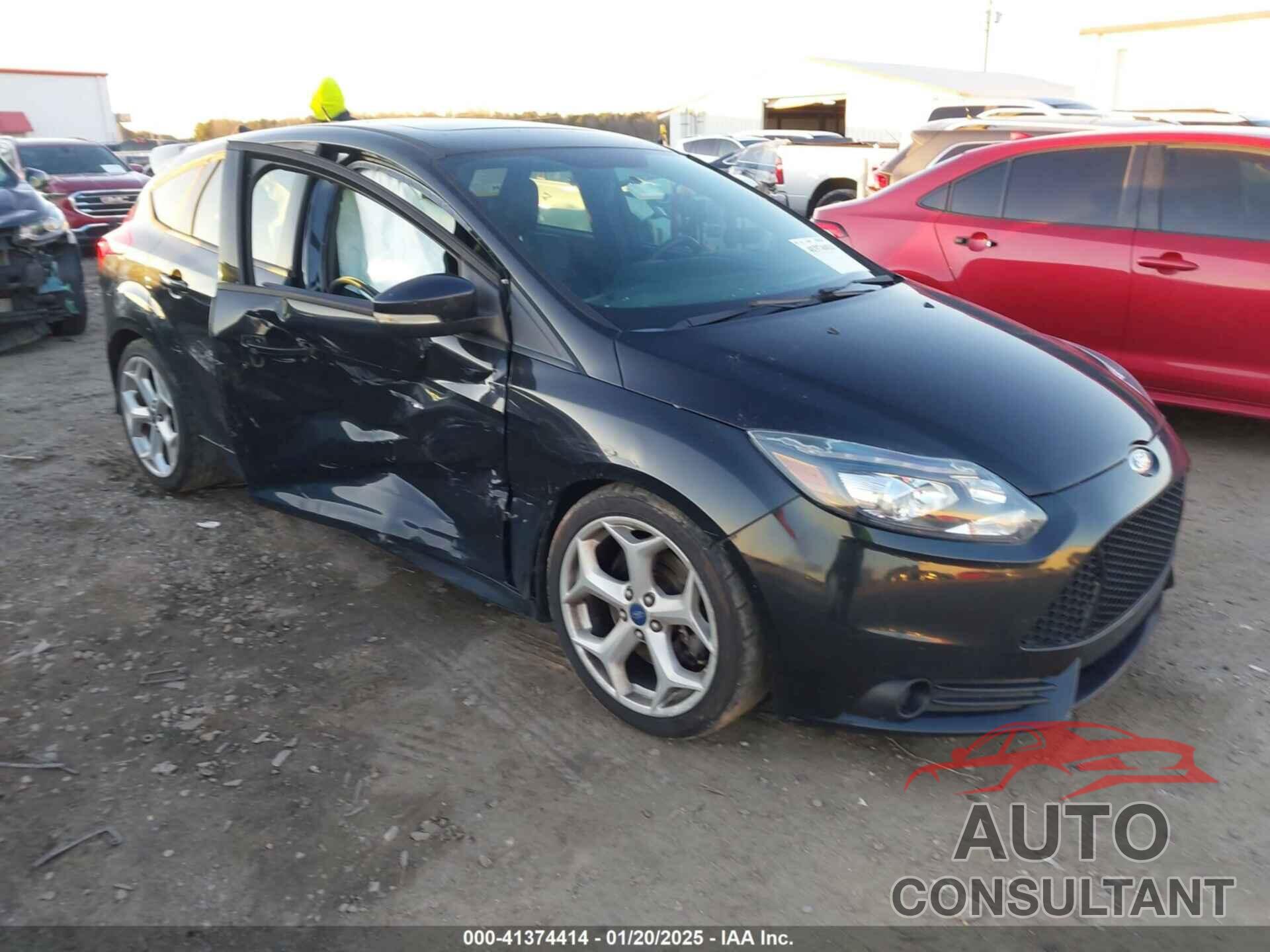 FORD FOCUS ST 2013 - 1FADP3L91DL230696