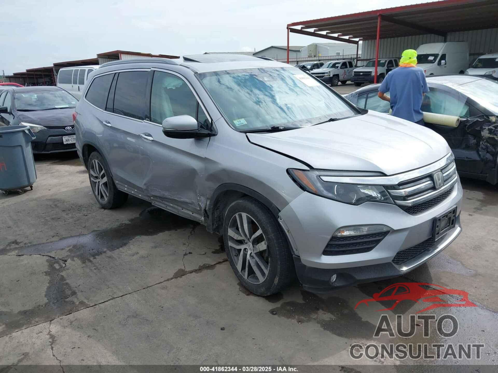 HONDA PILOT 2016 - 5FNYF6H03GB123800