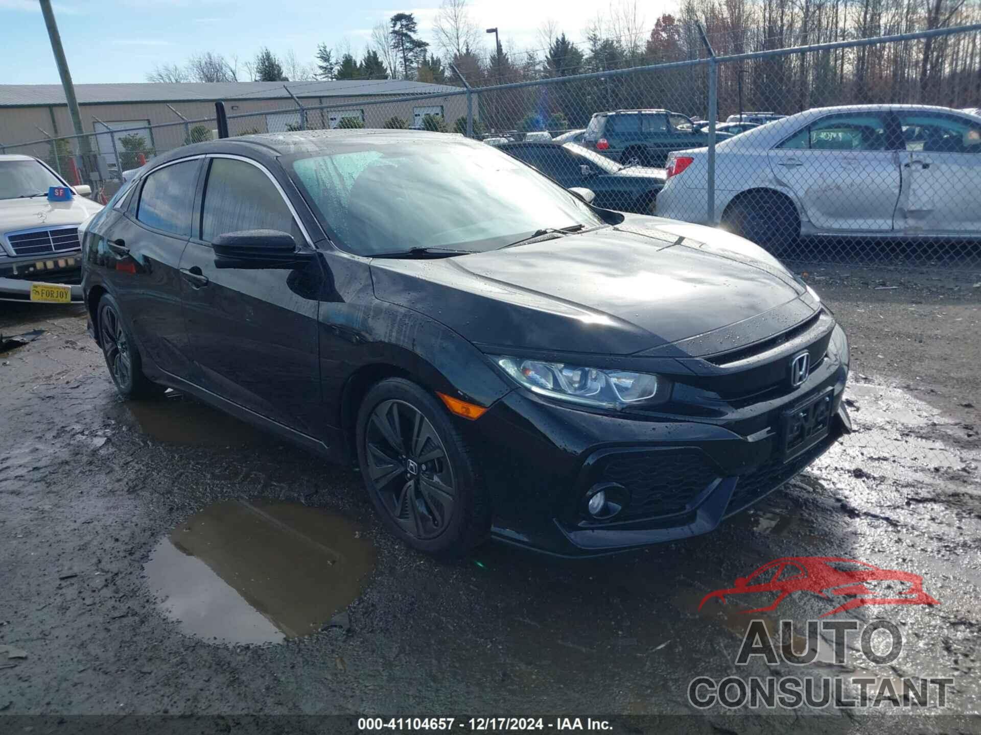 HONDA CIVIC 2018 - SHHFK7H54JU204394