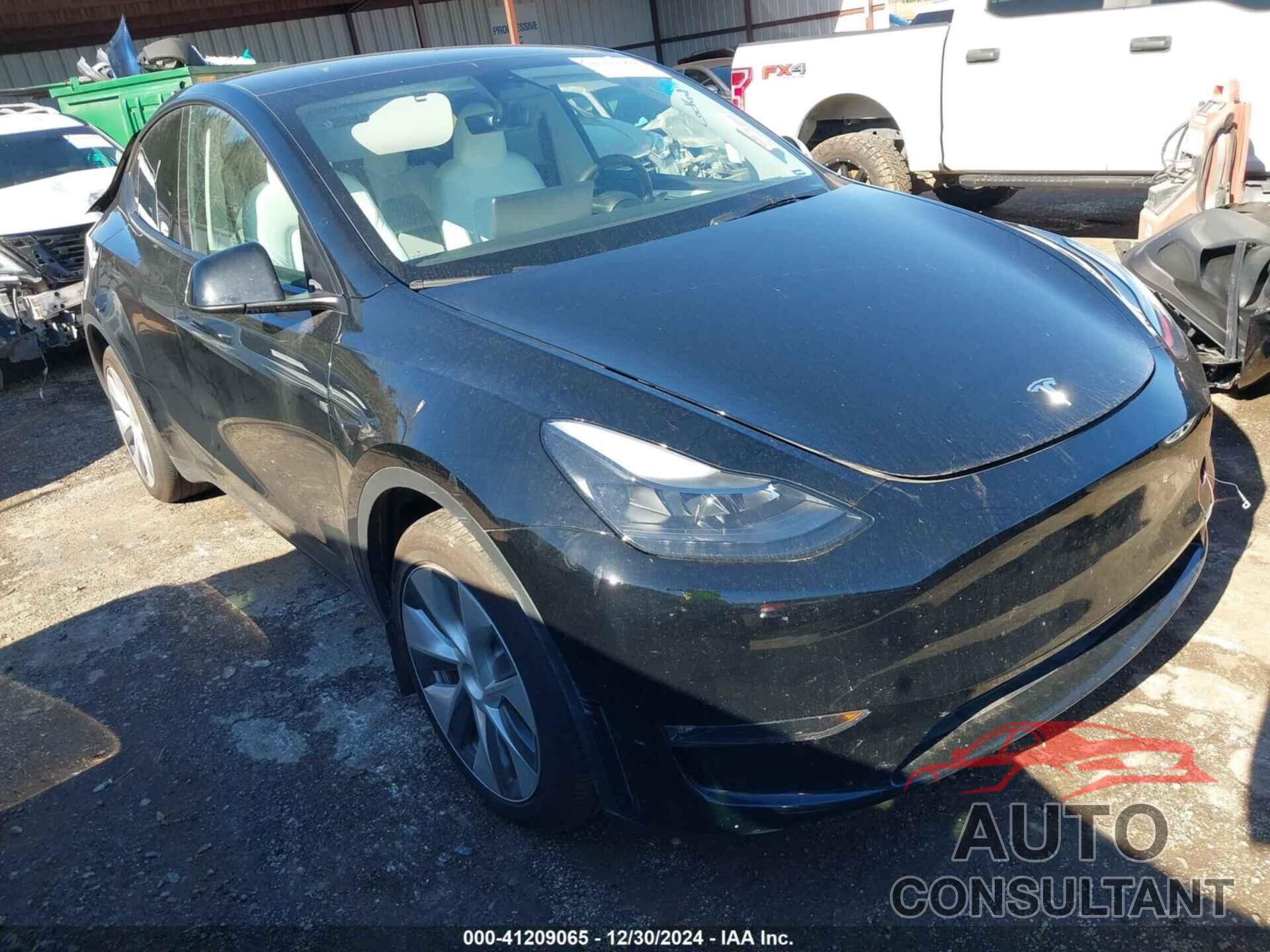 TESLA MODEL Y 2023 - 7SAYGDEE3PF773151