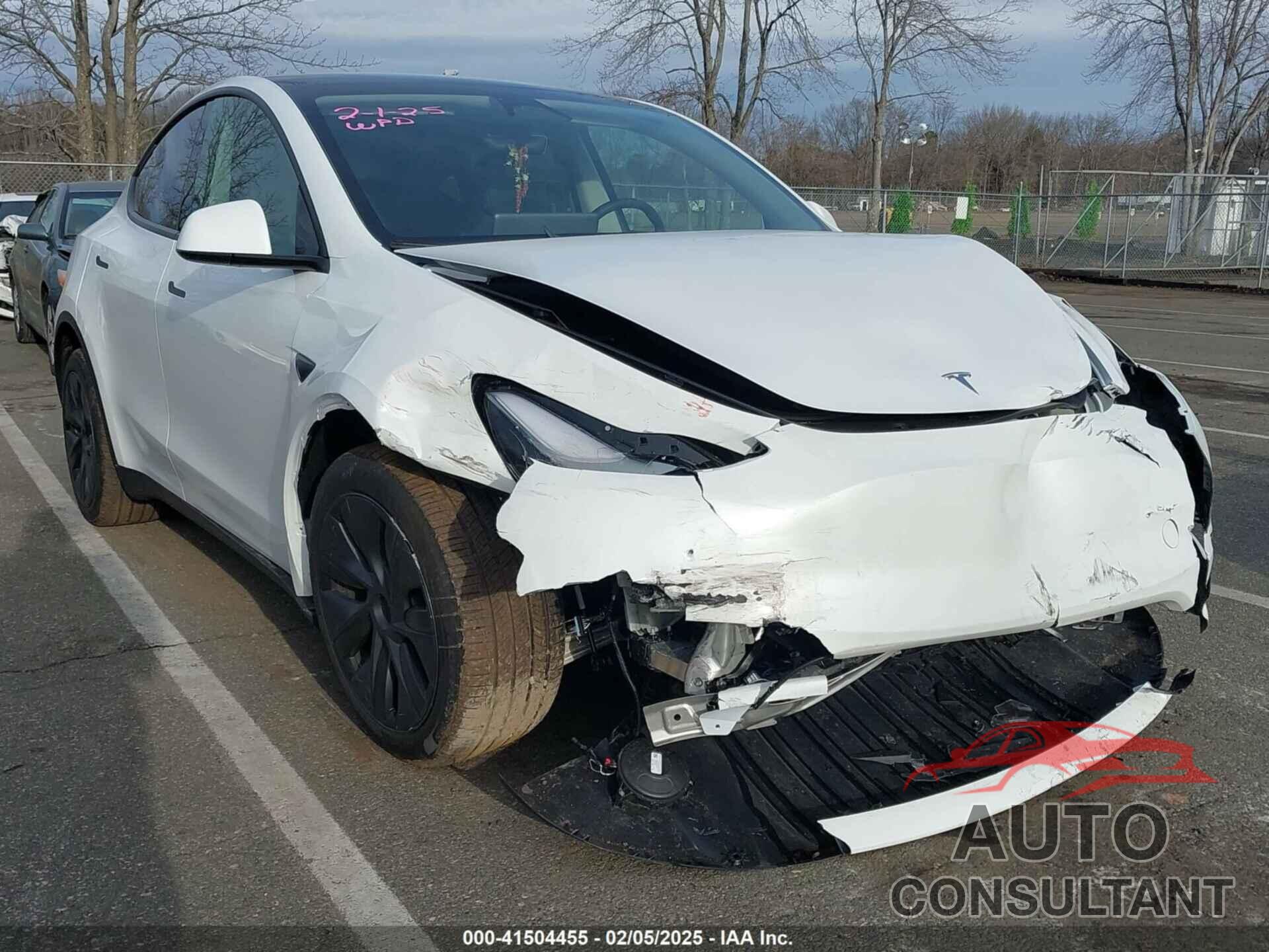TESLA MODEL Y 2025 - 7SAYGDEE1SA343429