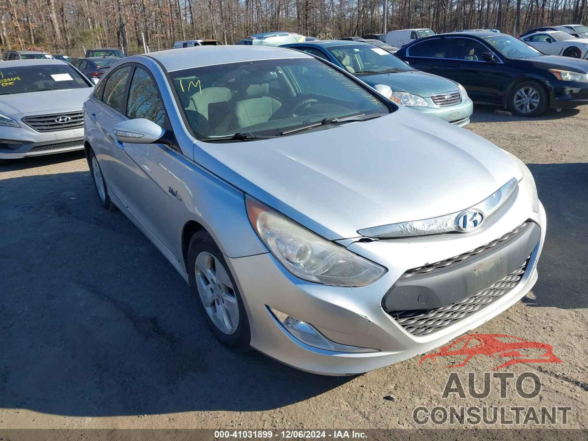 HYUNDAI SONATA HYBRID 2012 - KMHEC4A43CA030898