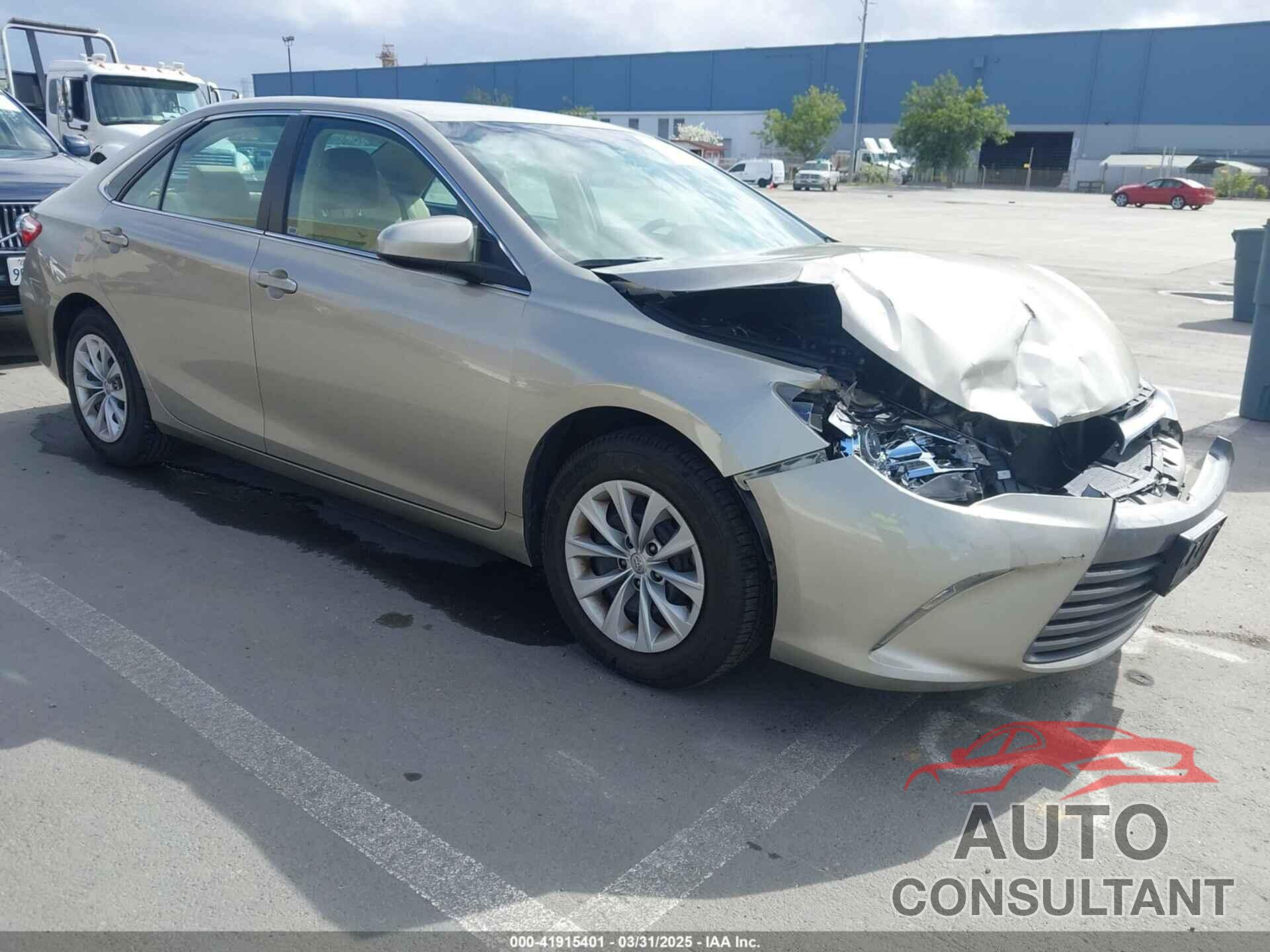 TOYOTA CAMRY 2015 - 4T4BF1FK7FR461964