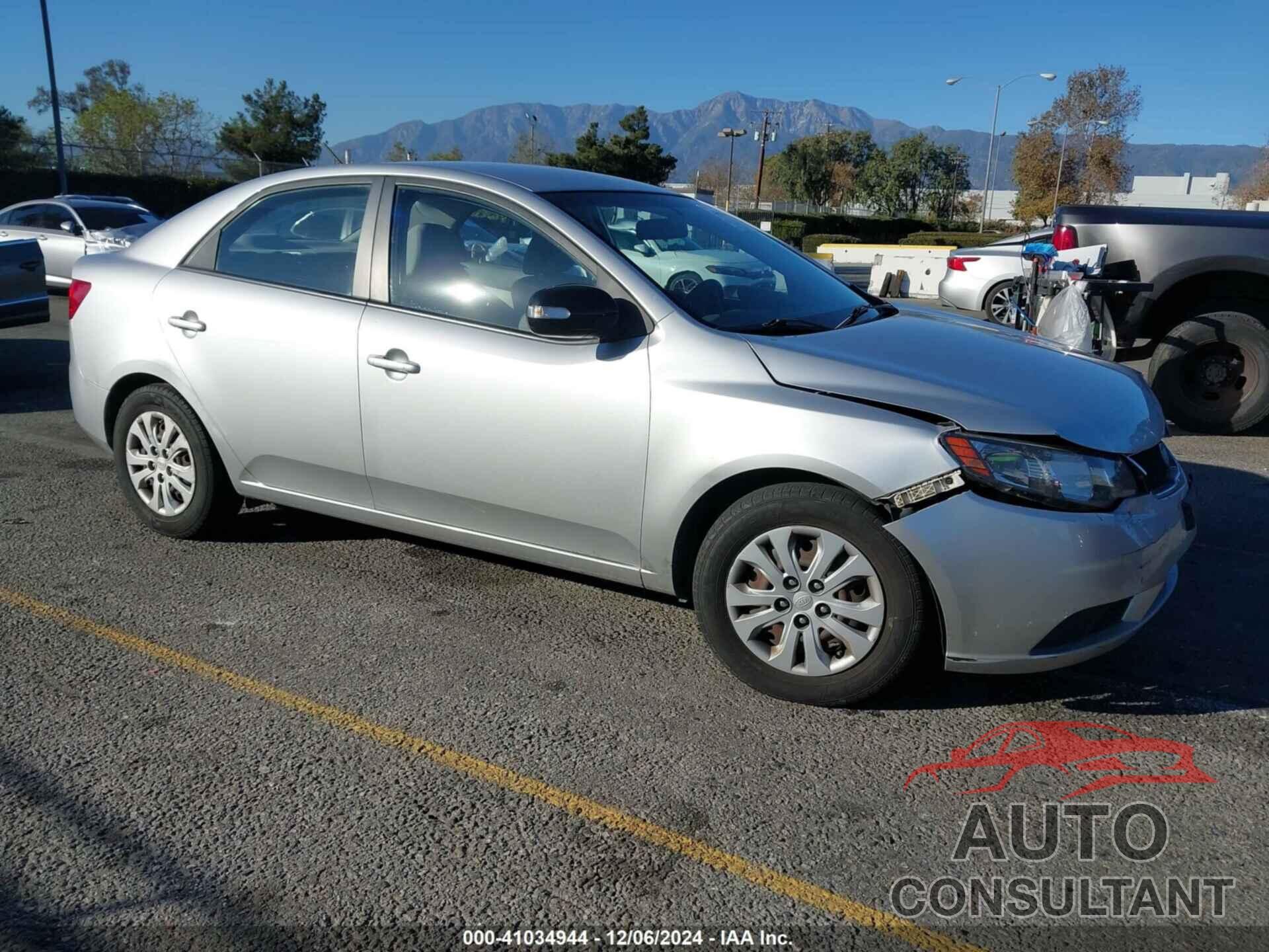 KIA FORTE 2010 - KNAFU4A27A5101463