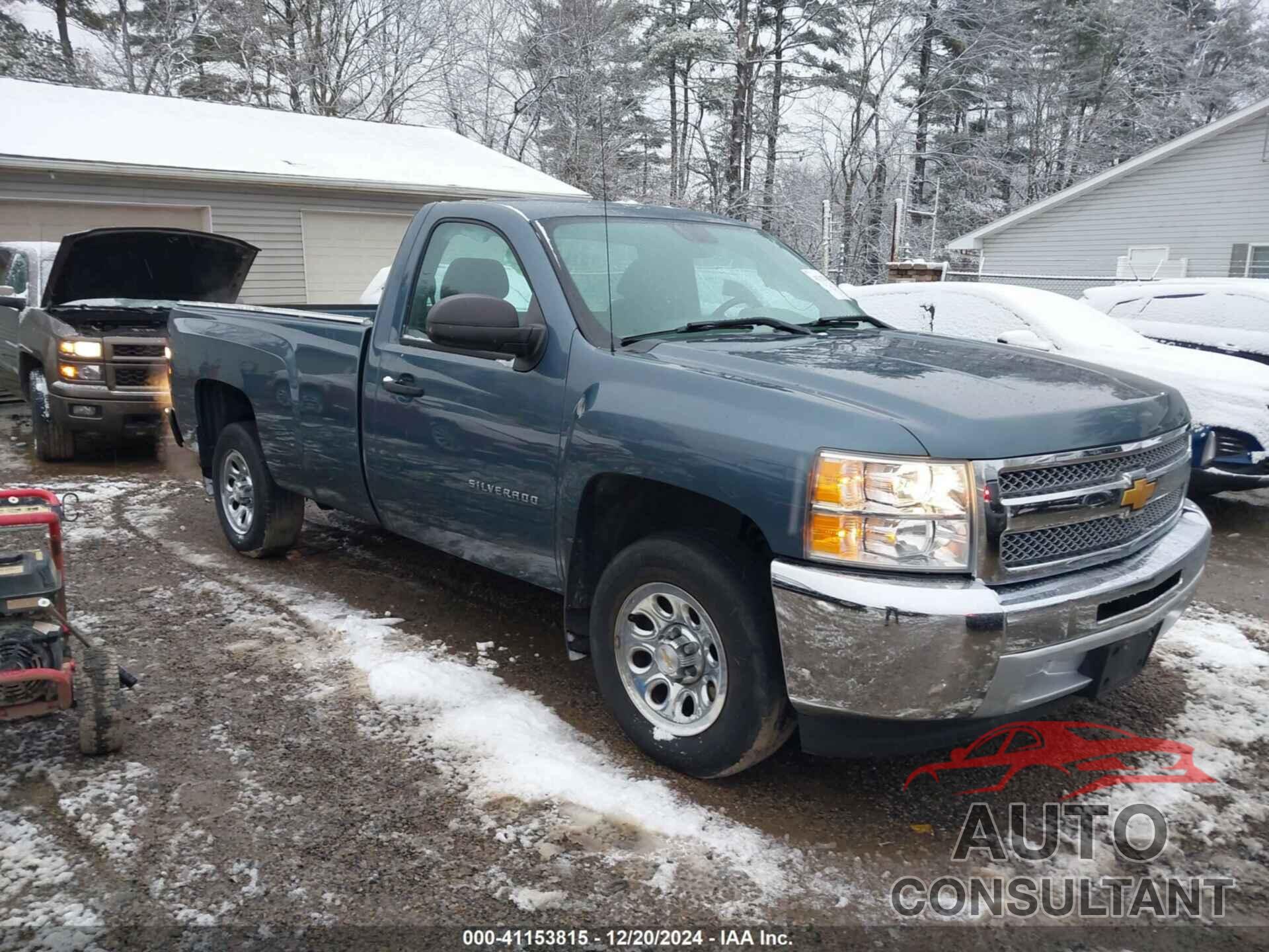 CHEVROLET SILVERADO 1500 2013 - 1GCNCPEX8DZ371971