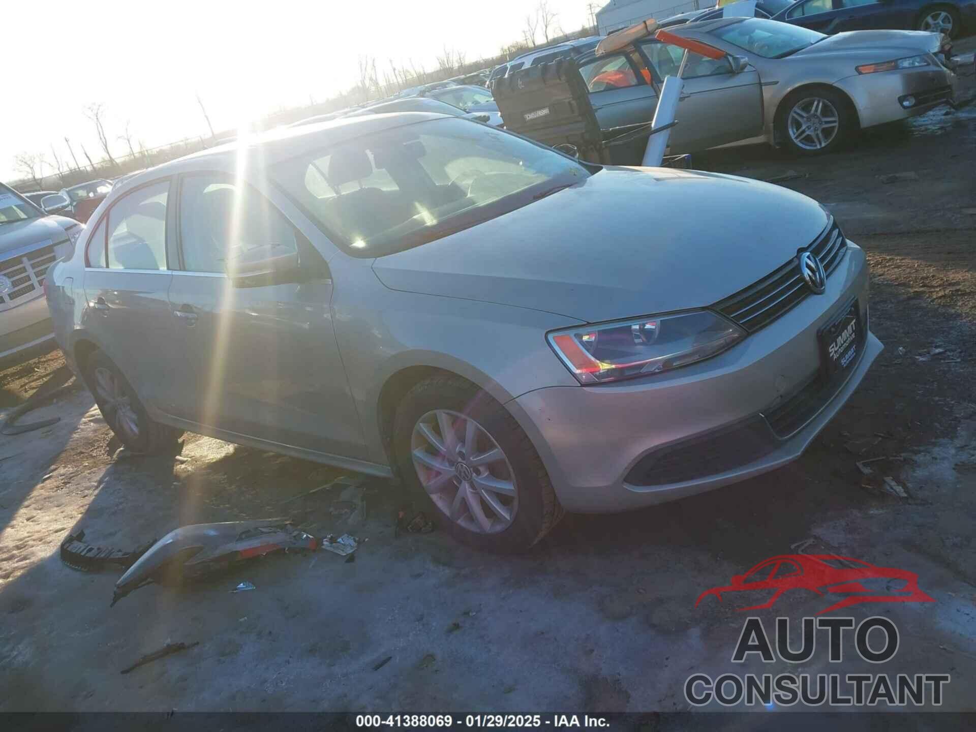 VOLKSWAGEN JETTA 2013 - 3VWDX7AJ6DM231773