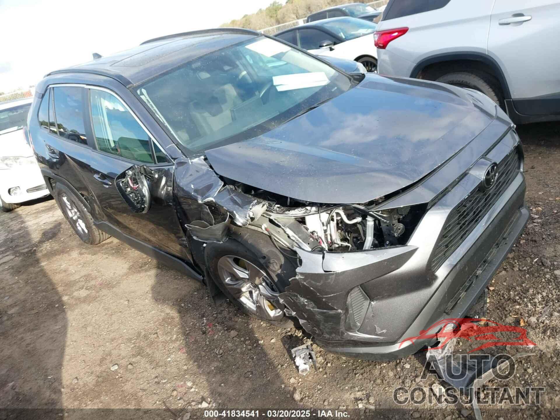 TOYOTA RAV4 2024 - 2T3W1RFV1RC301935
