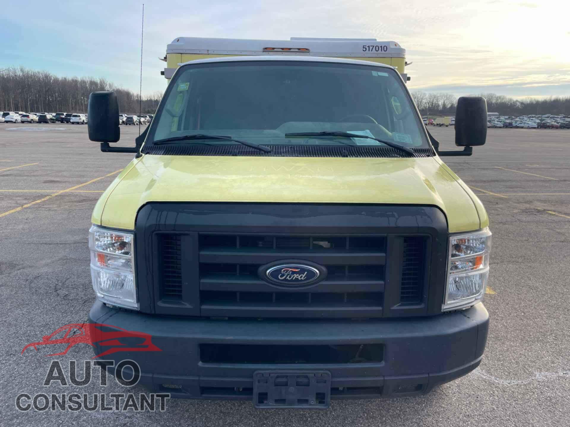 FORD ECONOLINE 2018 - 1FDXE4FS2JDC33299
