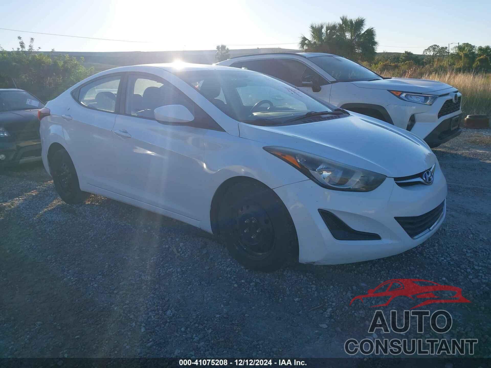 HYUNDAI ELANTRA 2016 - 5NPDH4AE0GH769347