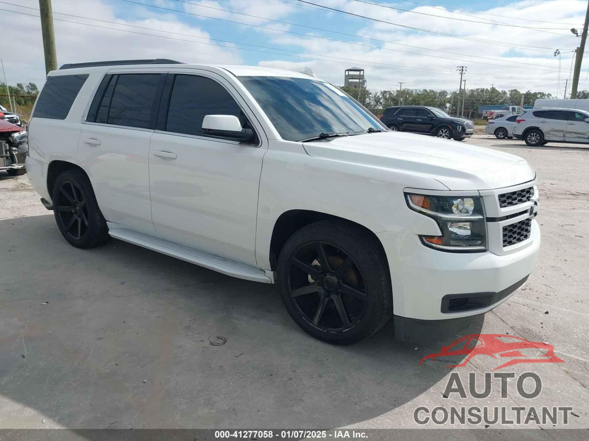 CHEVROLET TAHOE 2017 - 1GNSCAKC9HR281906