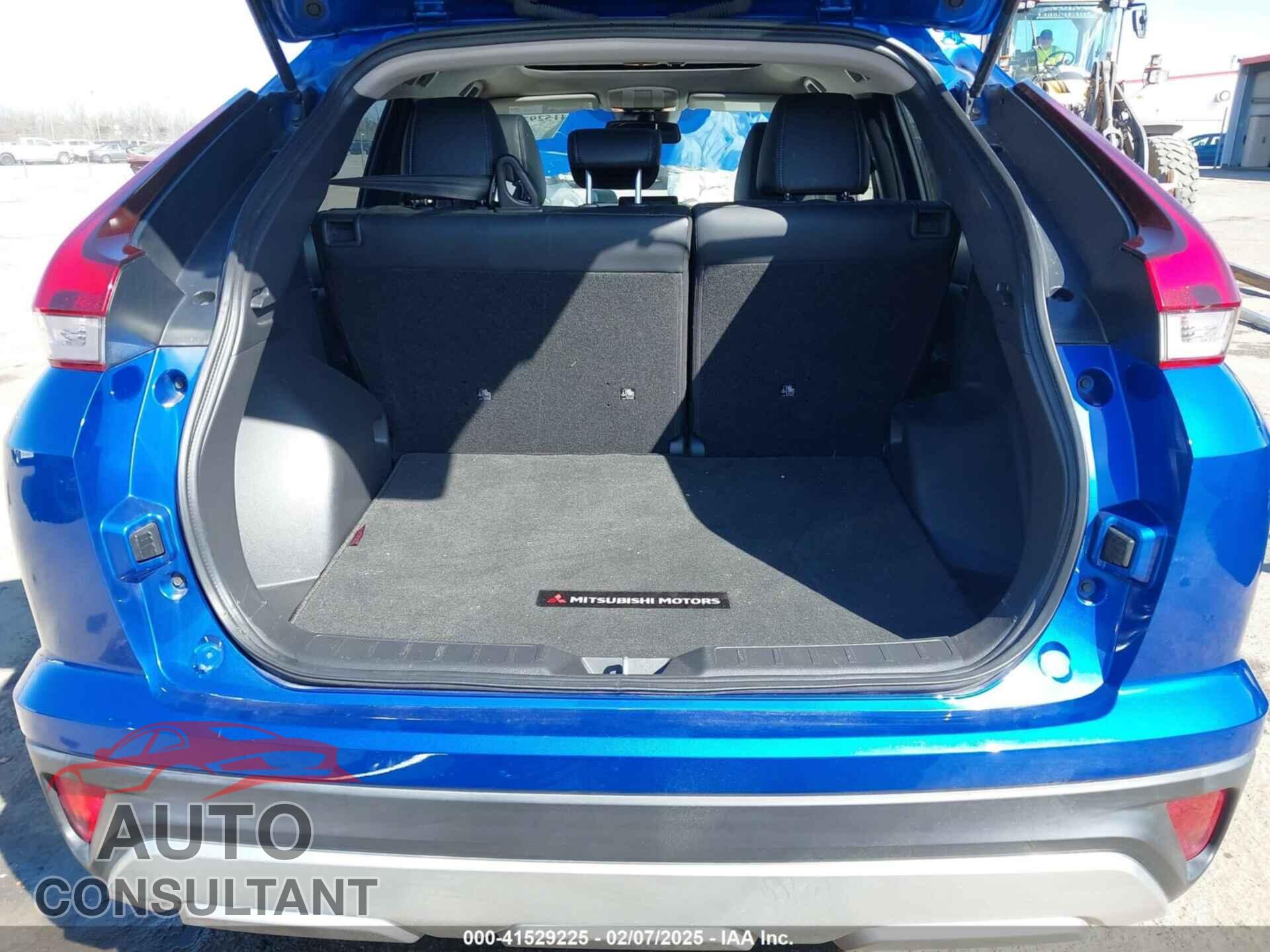 MITSUBISHI ECLIPSE CROSS 2023 - JA4ATWAA4PZ003313