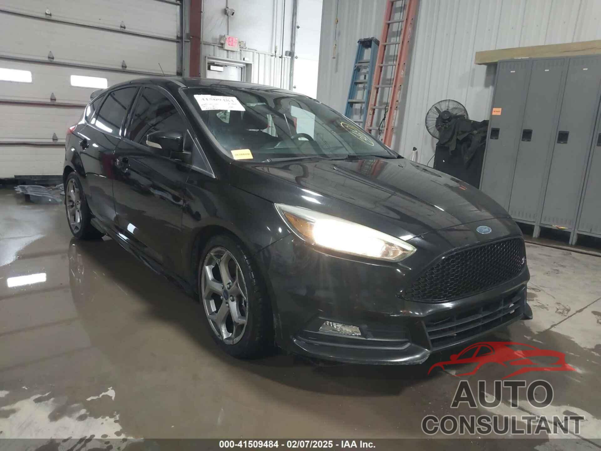 FORD FOCUS ST 2015 - 1FADP3L98FL323833
