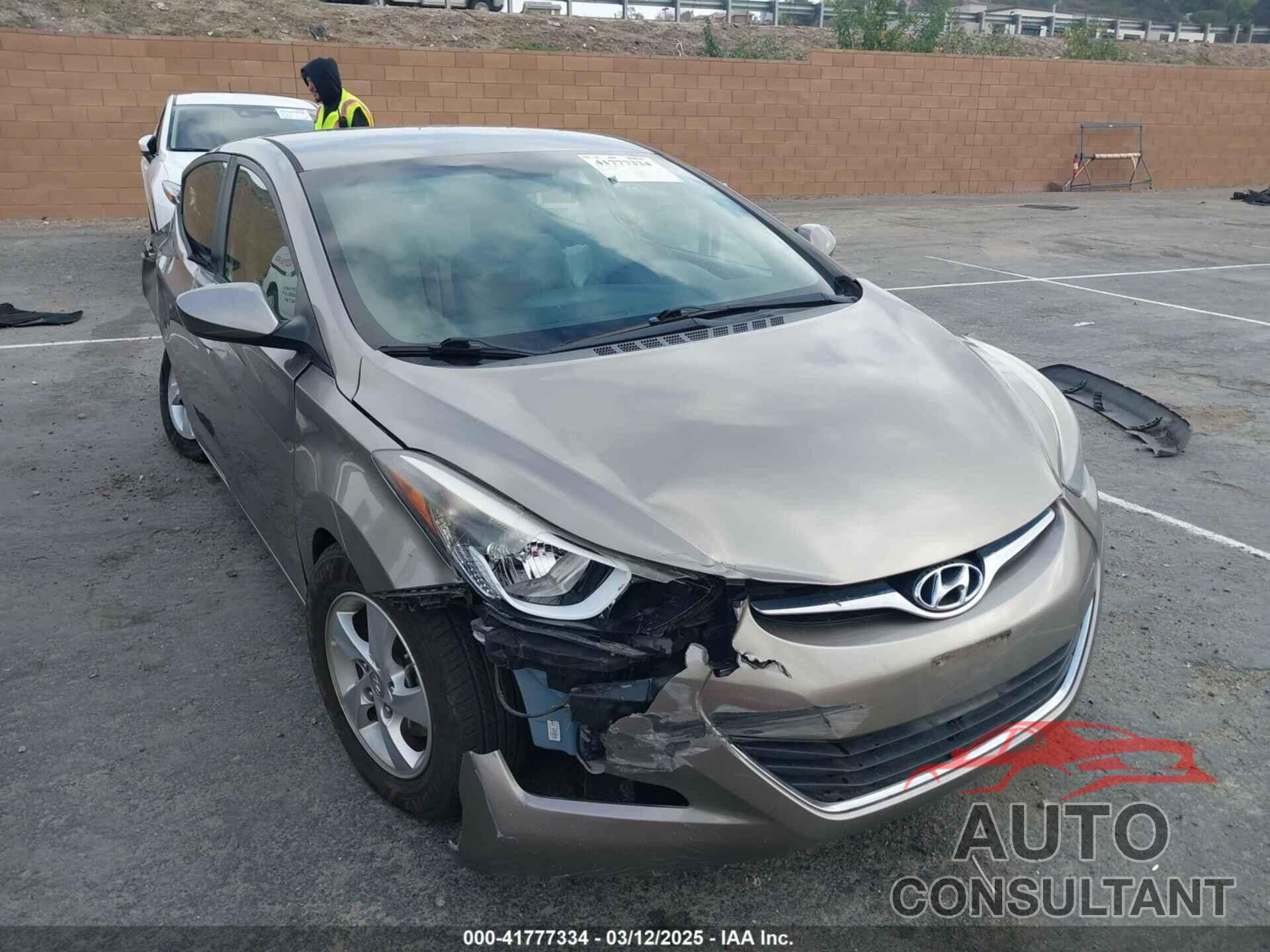 HYUNDAI ELANTRA 2014 - 5NPDH4AE9EH516721