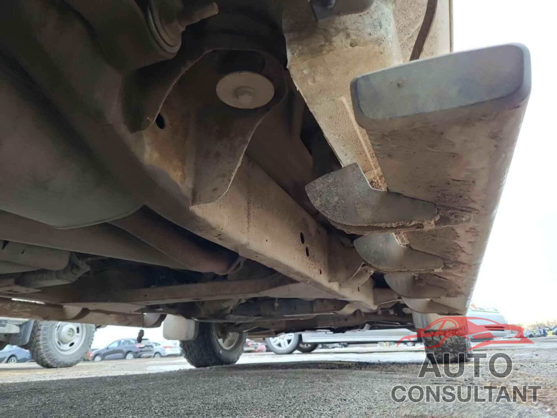 CHEVROLET SILVERADO 2018 - 3GCUKREC8JG395206