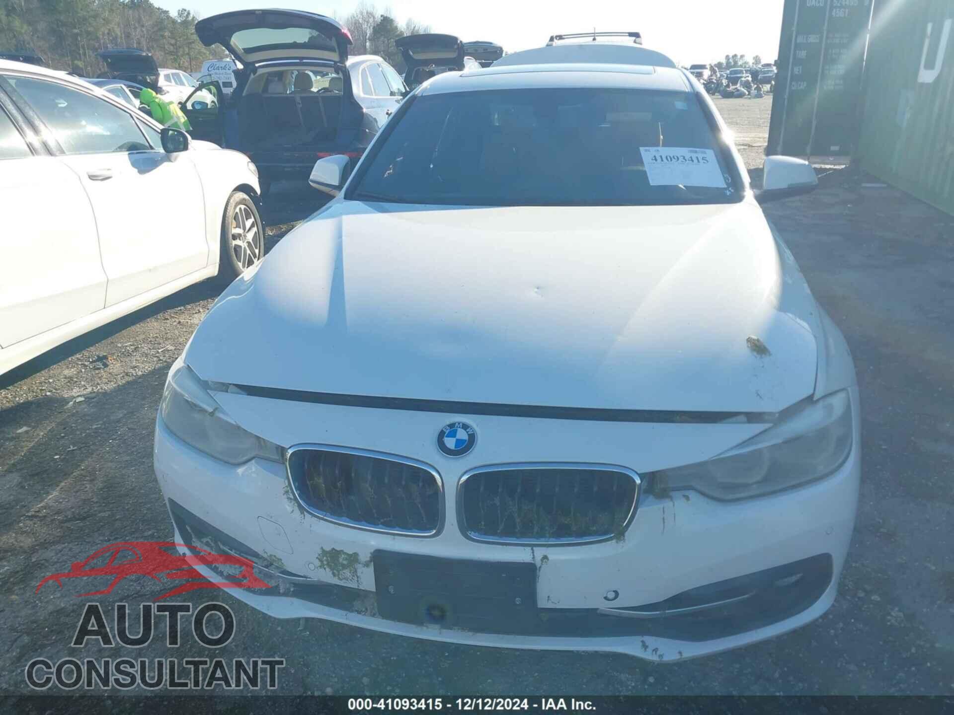 BMW 328I 2016 - WBA8E3G53GNU04489
