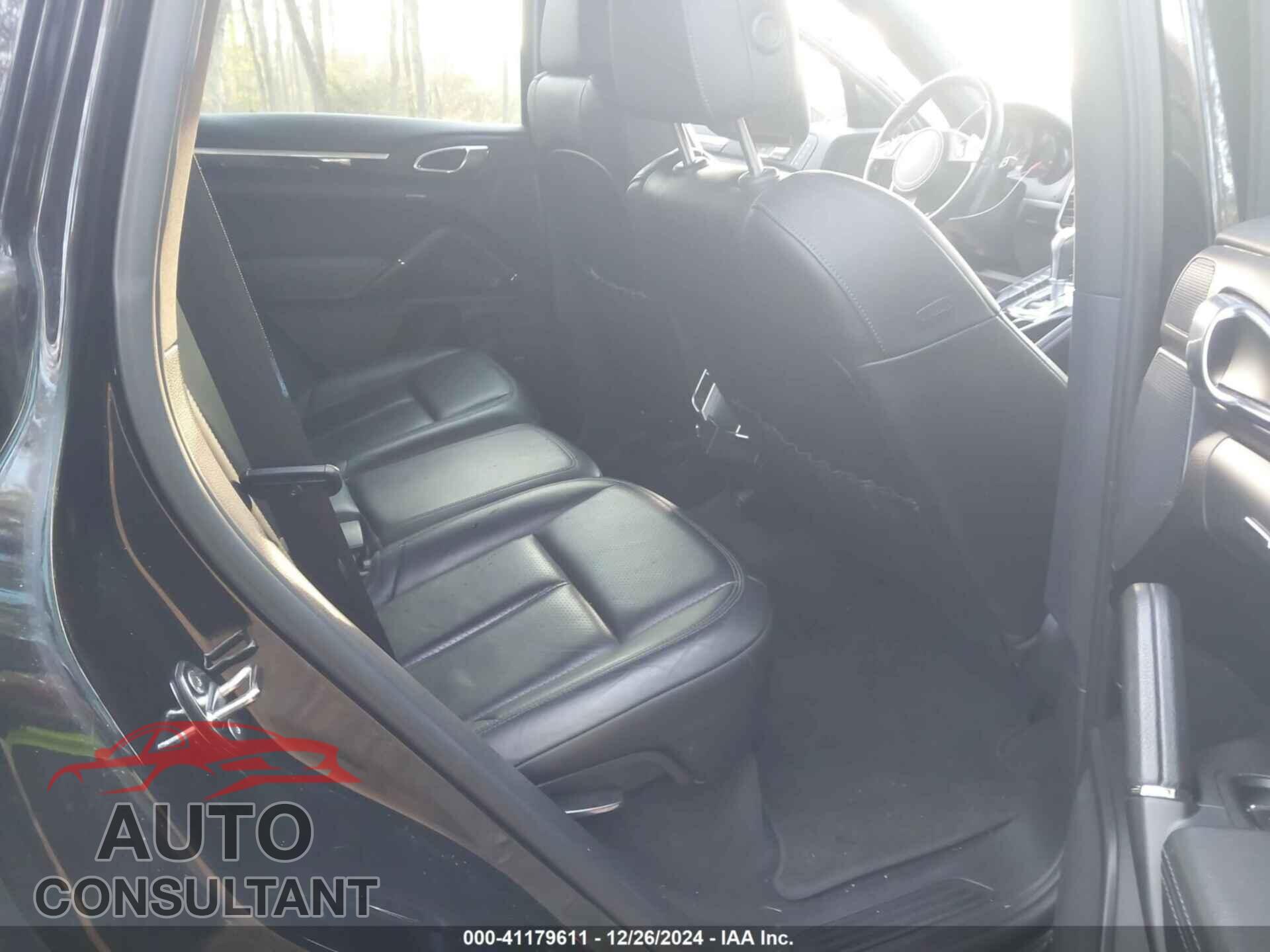 PORSCHE CAYENNE 2012 - WP1AA2A20CLA10316