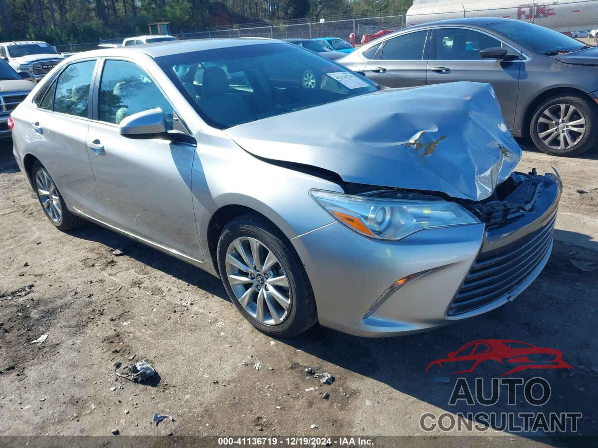 TOYOTA CAMRY 2016 - 4T4BF1FK0GR552544