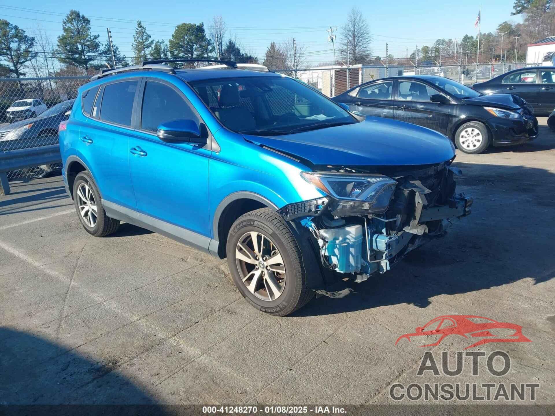 TOYOTA RAV4 2018 - JTMWFREV5JJ740589