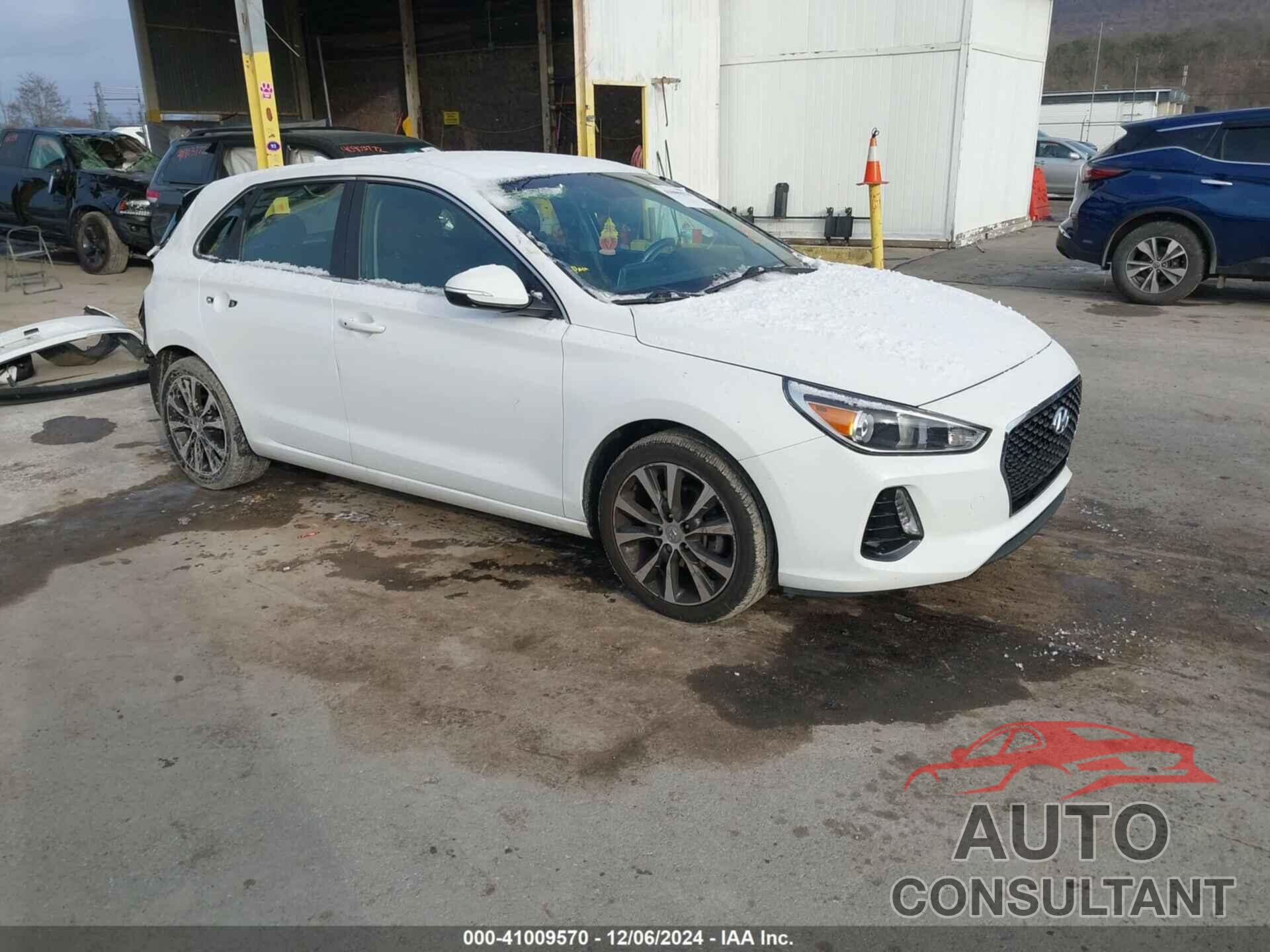 HYUNDAI ELANTRA GT 2018 - KMHH35LE7JU069322
